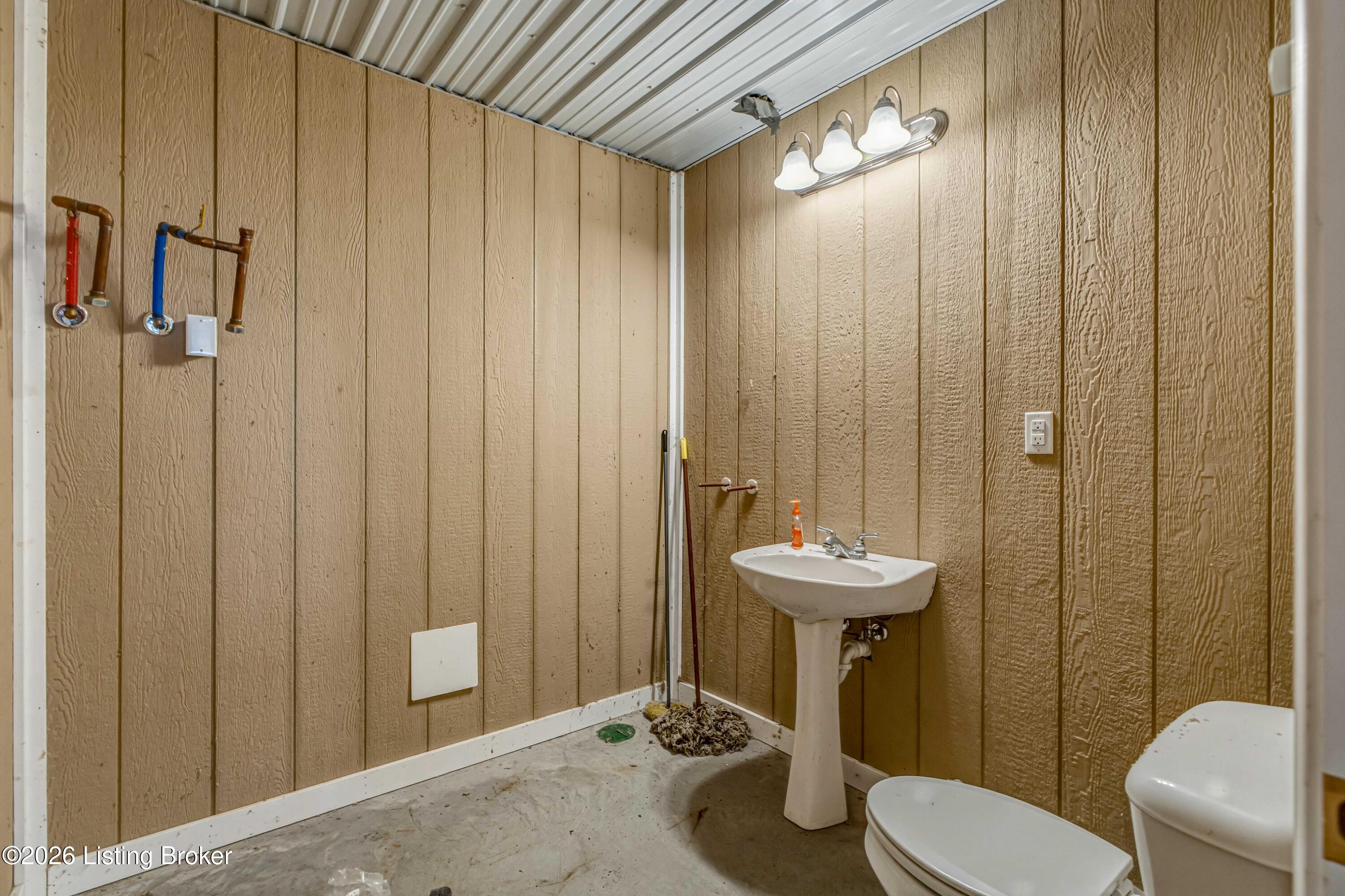 265 Longview Rd Property Photo 95