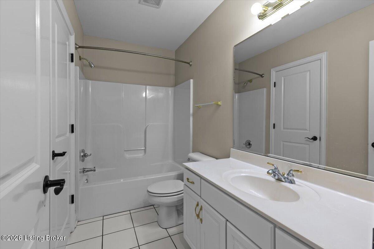 1200 Blackthorn Rd Property Photo 31