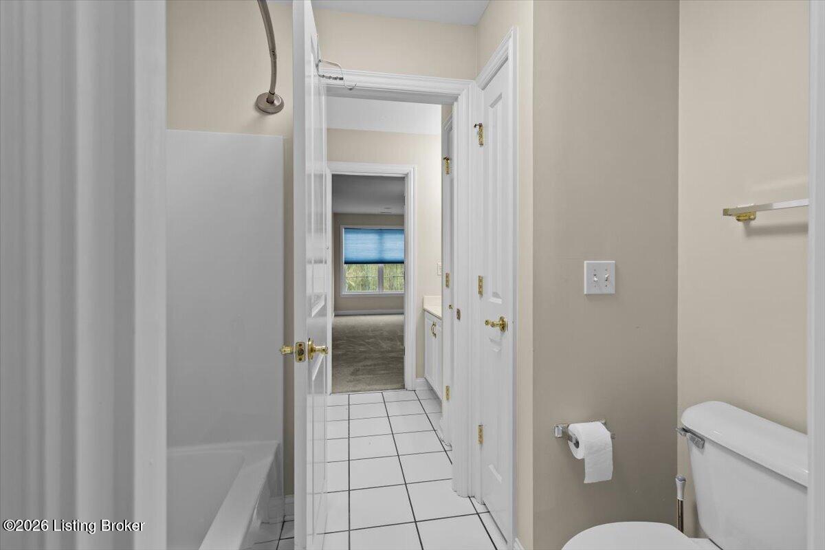 1200 Blackthorn Rd Property Photo 38