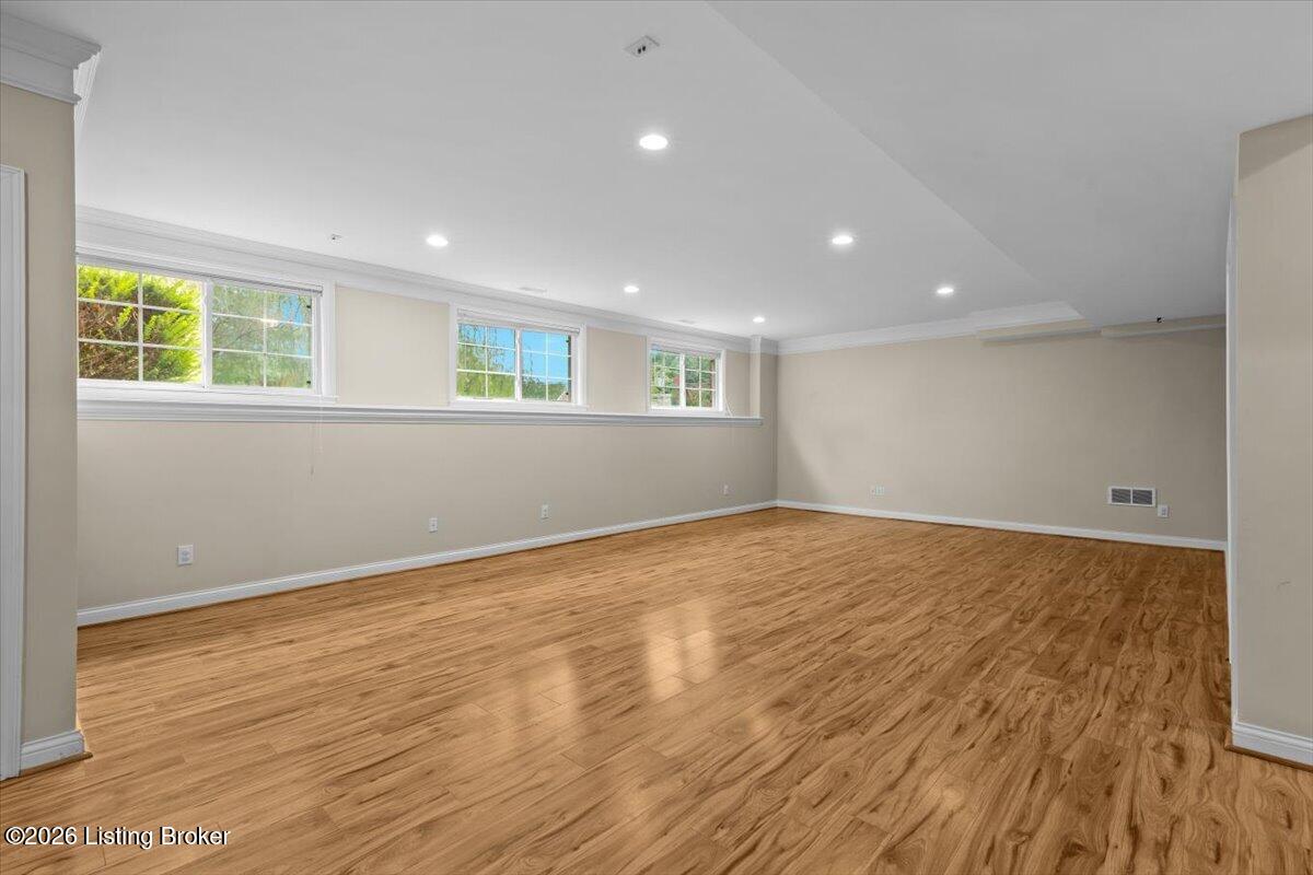 1200 Blackthorn Rd Property Photo 42