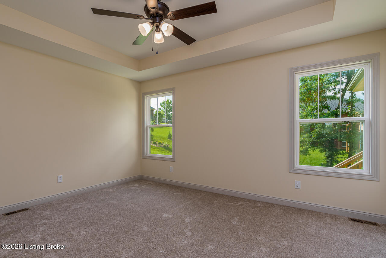 148 Wooded Glen Dr Property Photo 9
