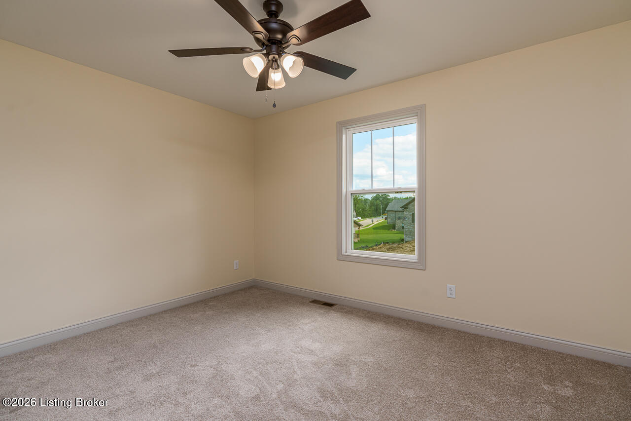 148 Wooded Glen Dr Property Photo 13