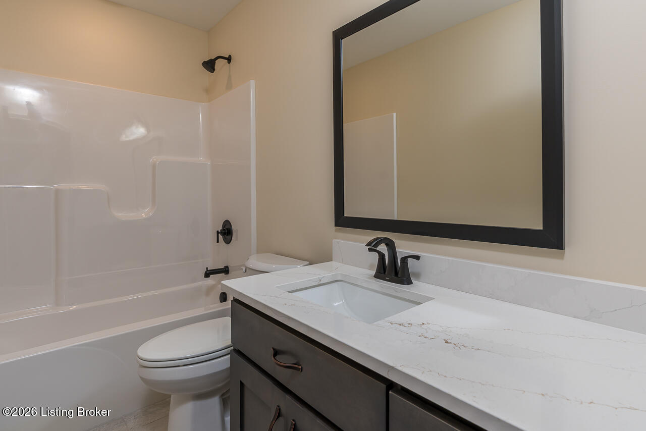 148 Wooded Glen Dr Property Photo 15
