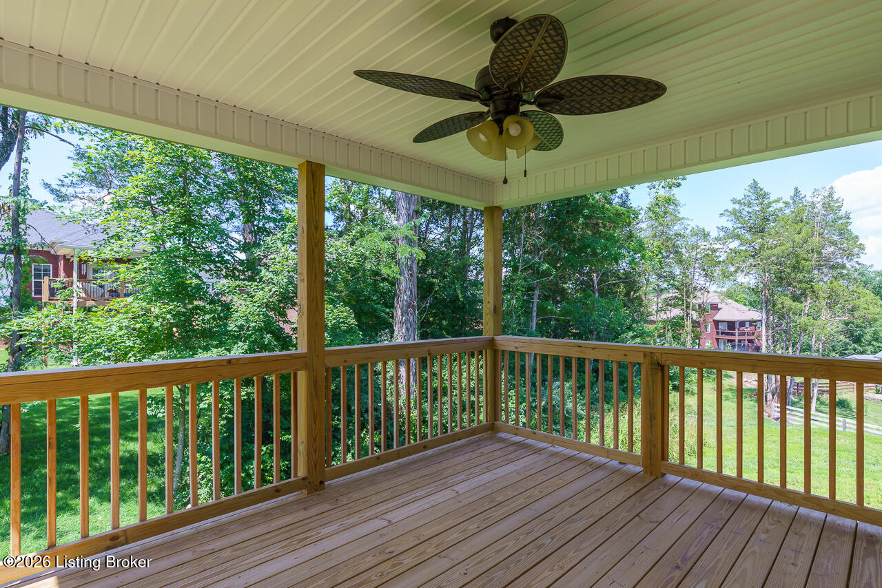148 Wooded Glen Dr Property Photo 17