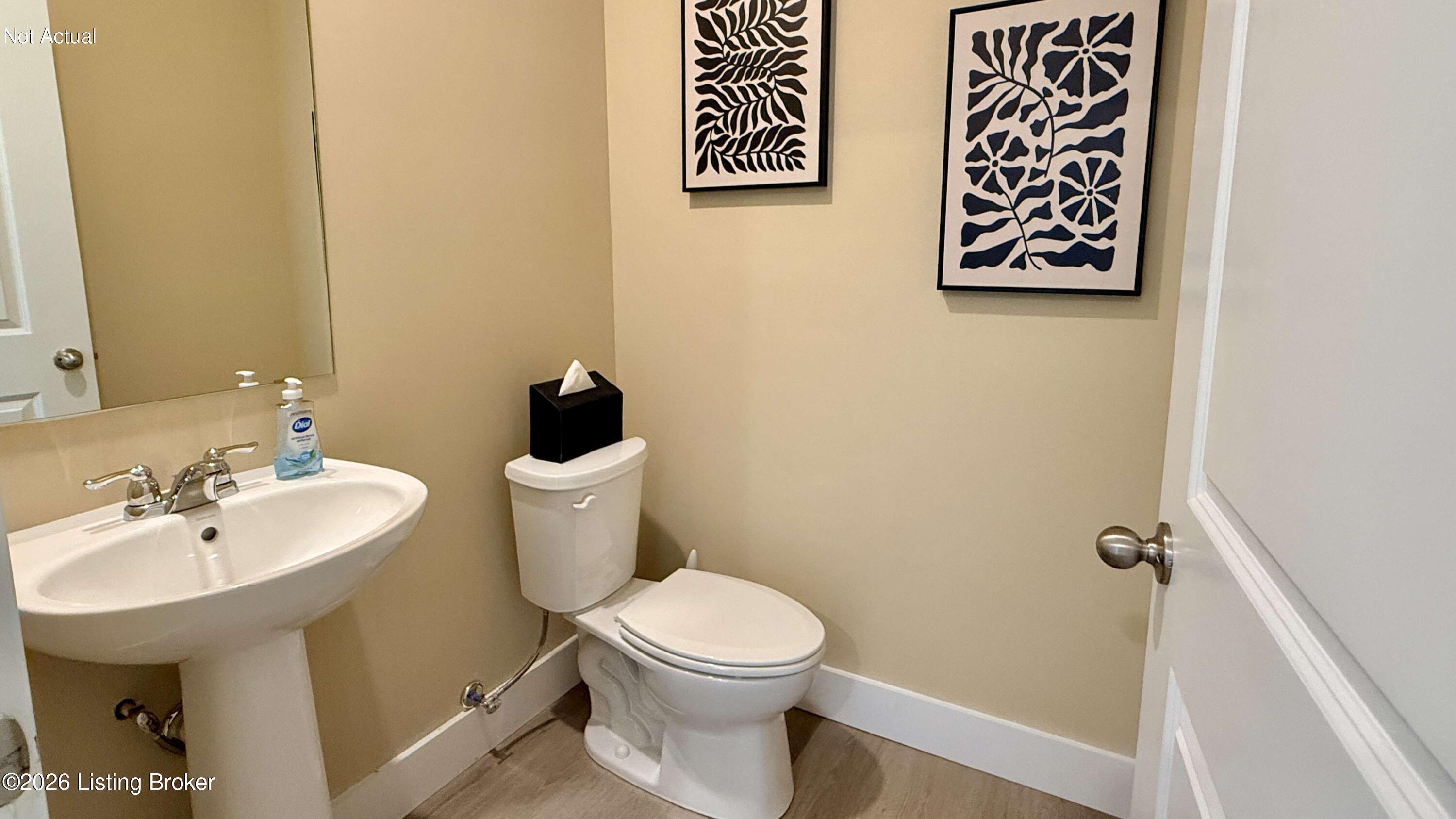 8111 Cedar Pointe Dr Property Photo 10