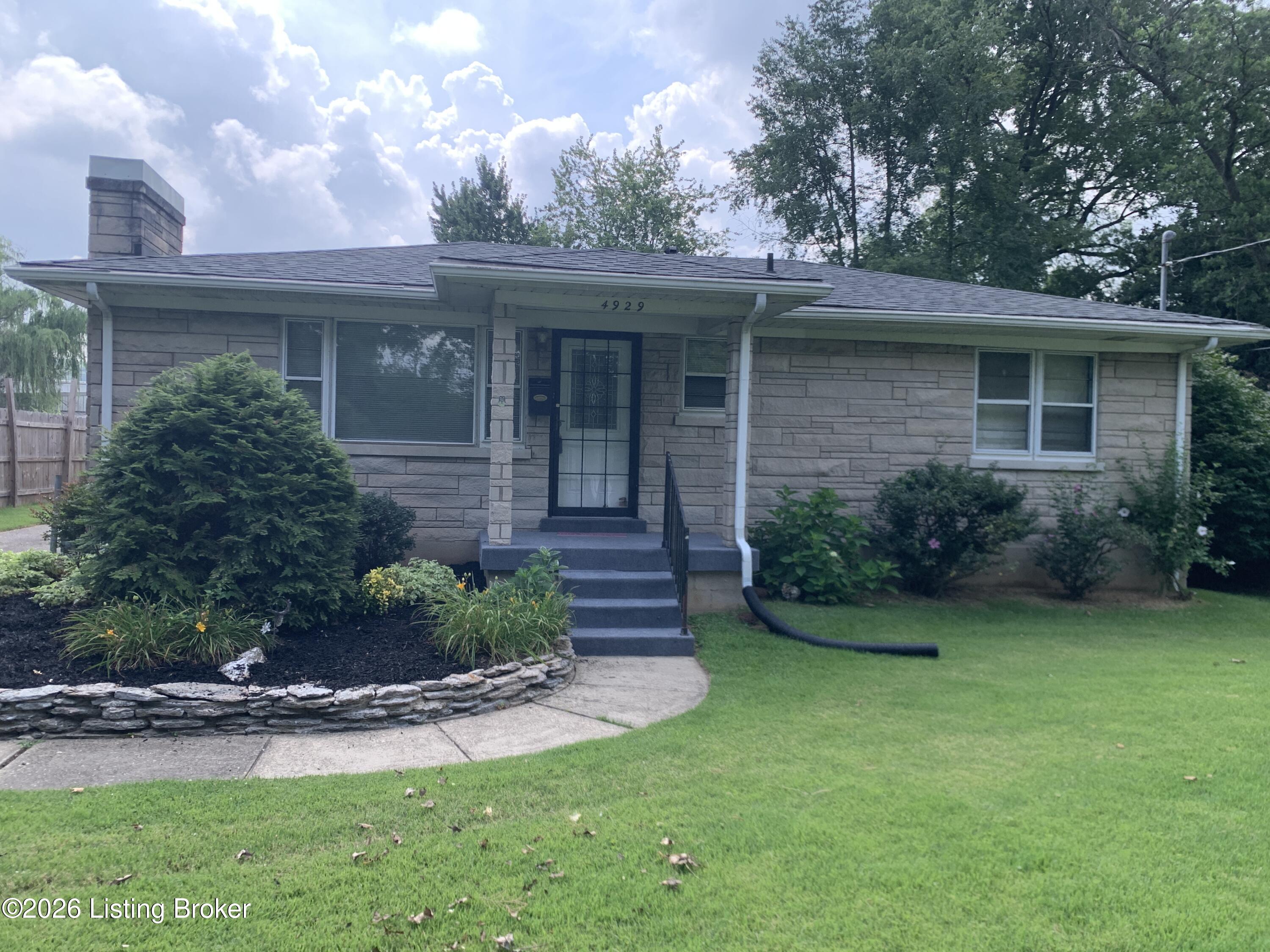 4929 Fielding Way Property Photo 3
