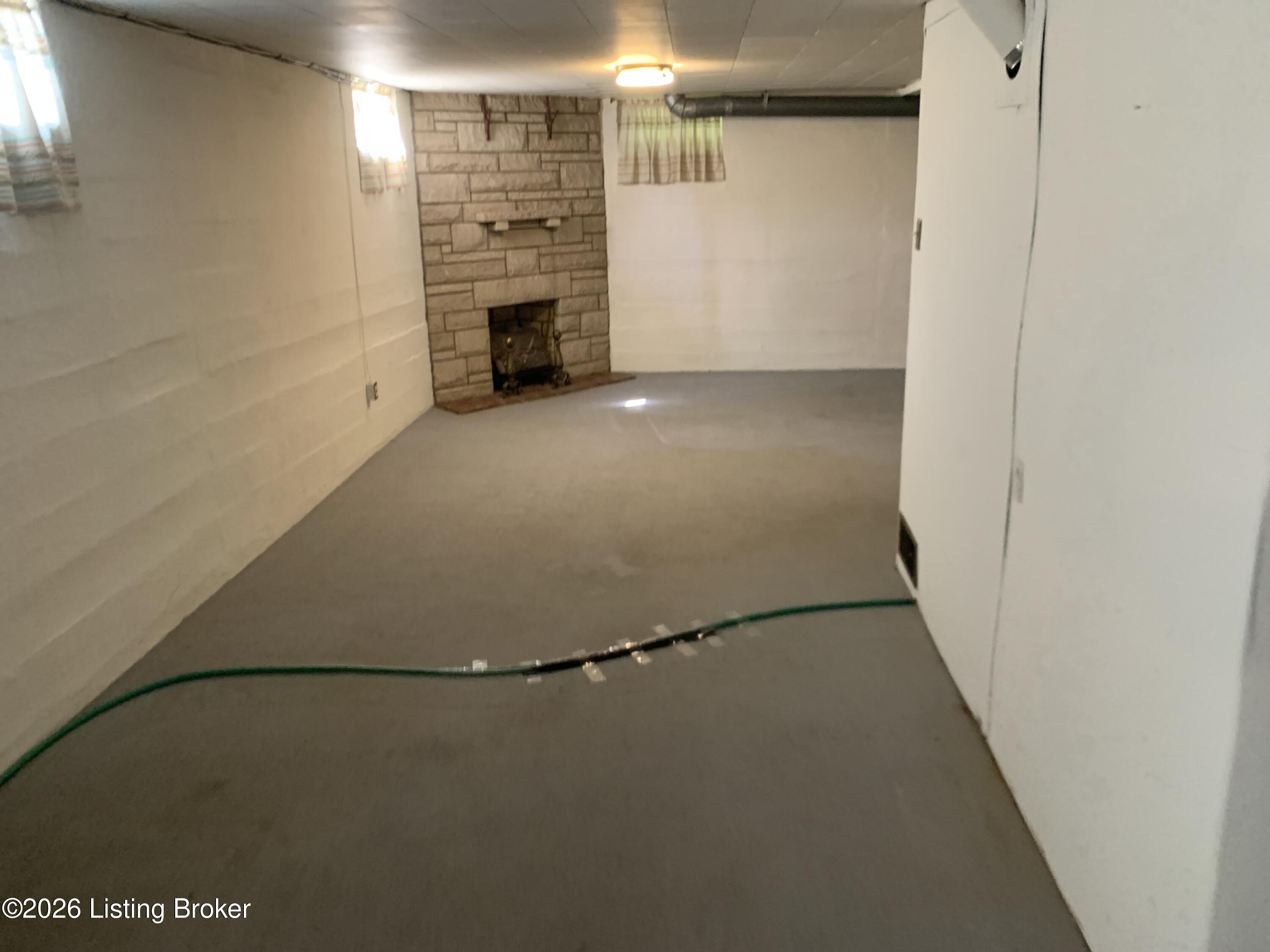 4929 Fielding Way Property Photo 16
