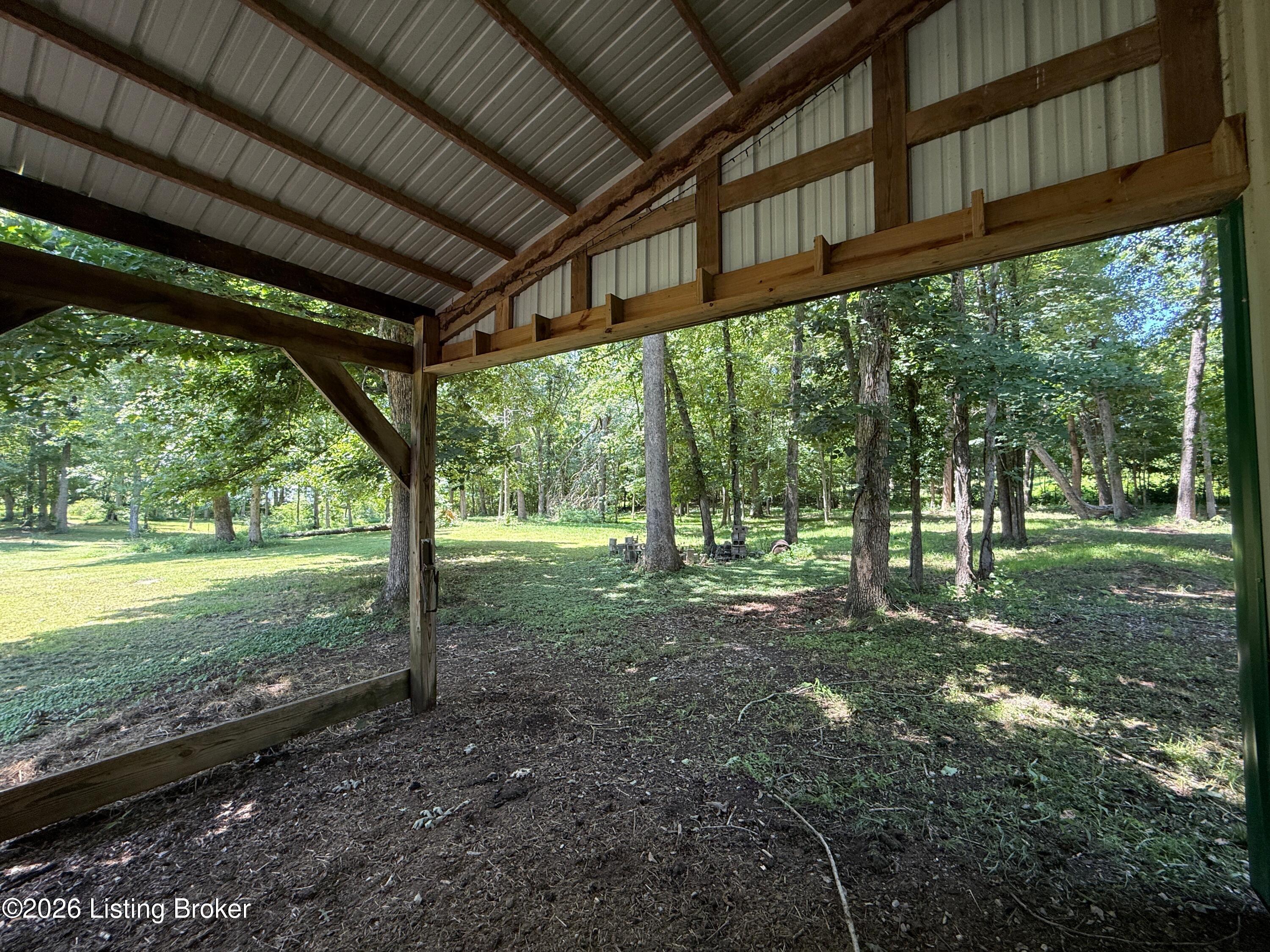 35 Oakland Dr Property Photo 22