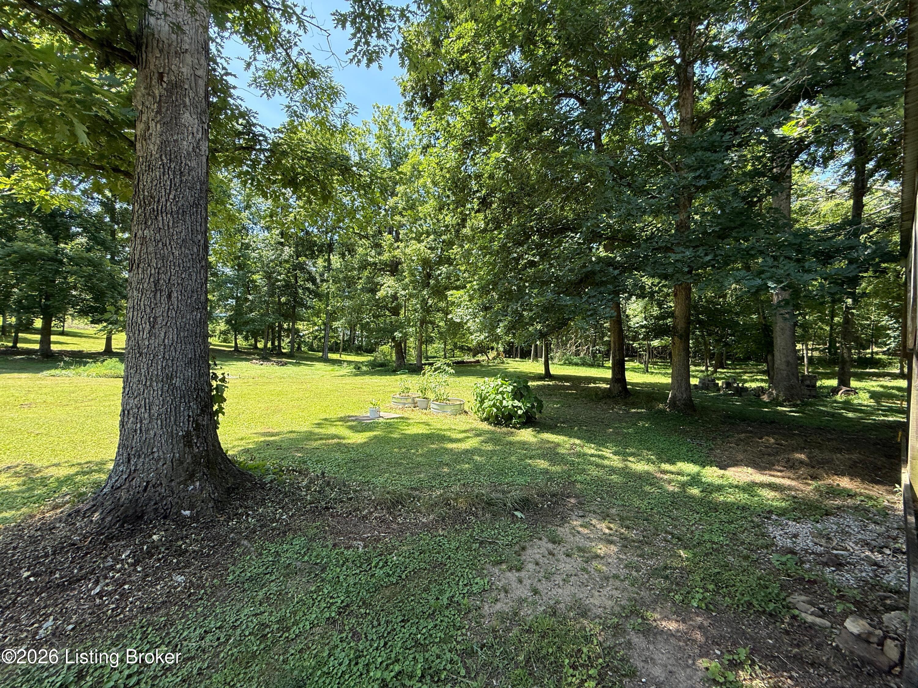 35 Oakland Dr Property Photo 29