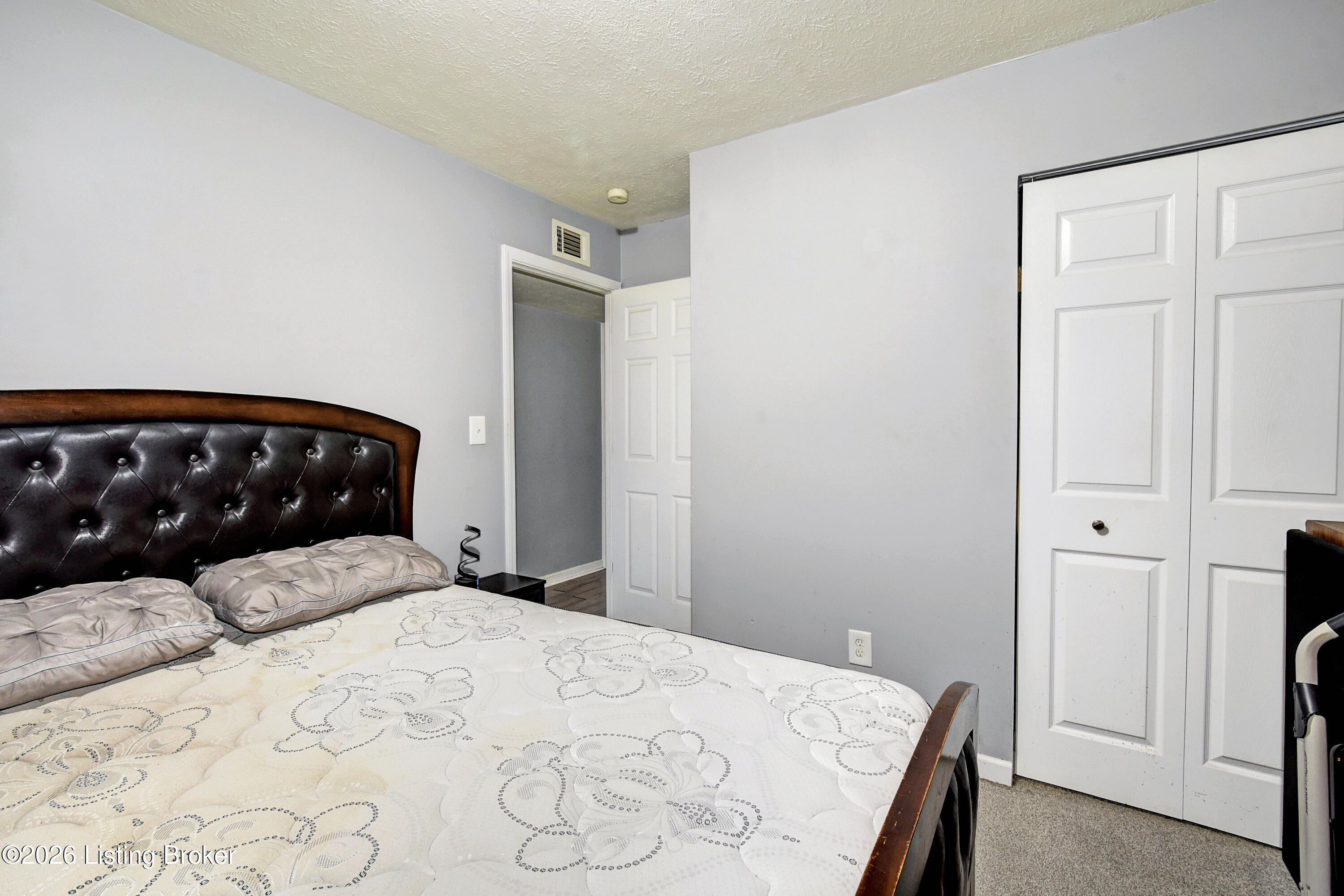 323 Meadowood Rd Property Photo 10