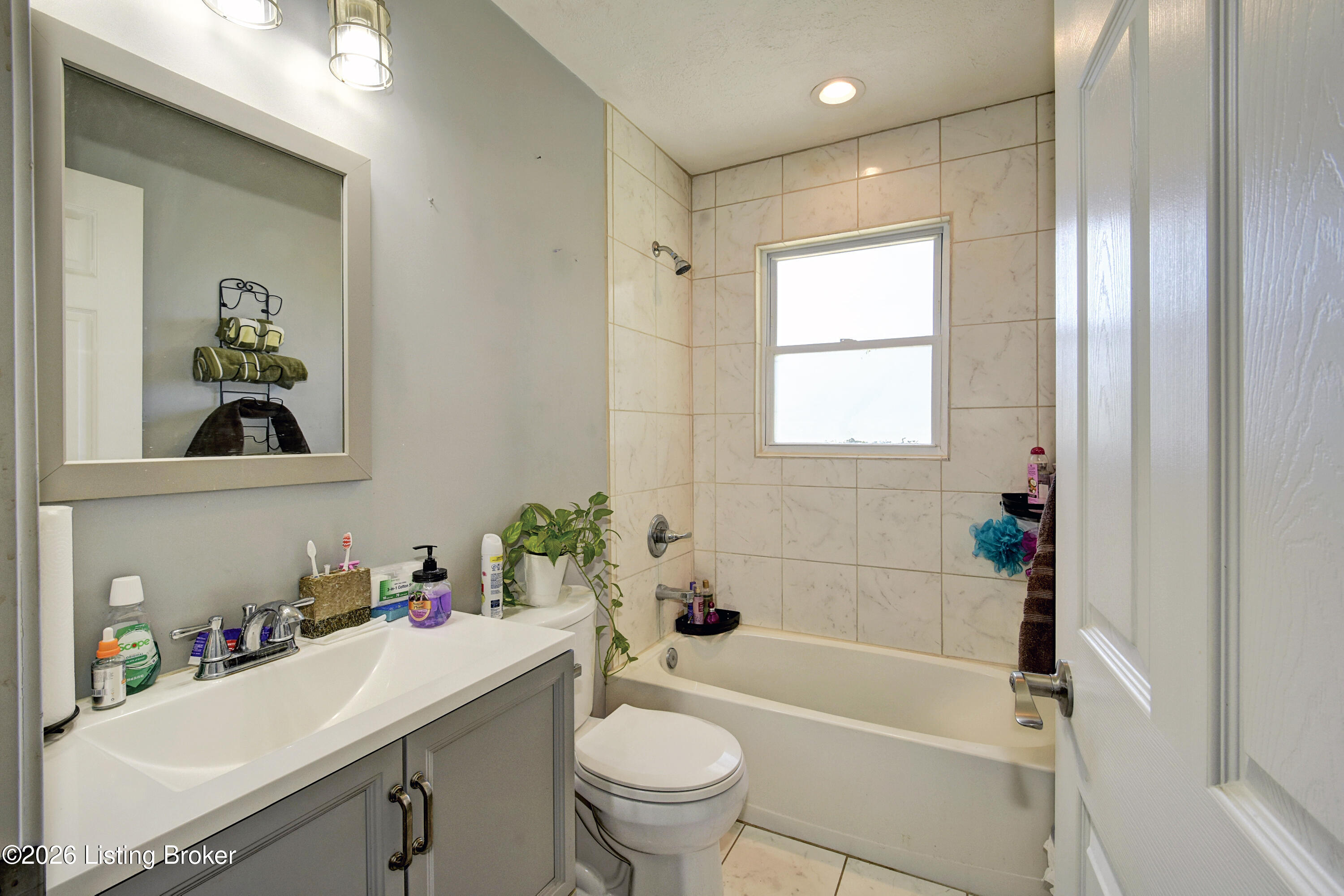 323 Meadowood Rd Property Photo 16