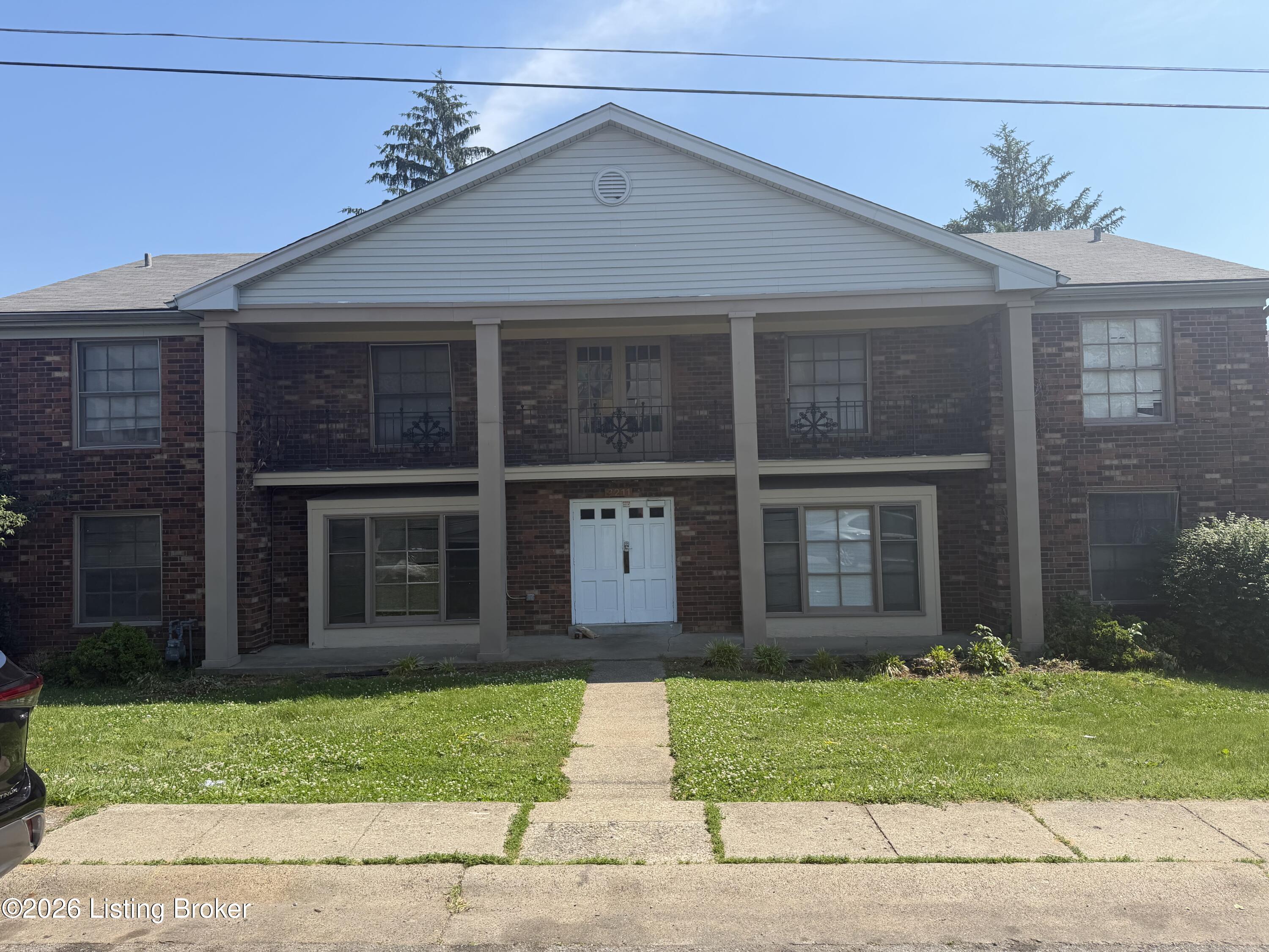 3211 Kemmons Dr 3 Property Photo 2