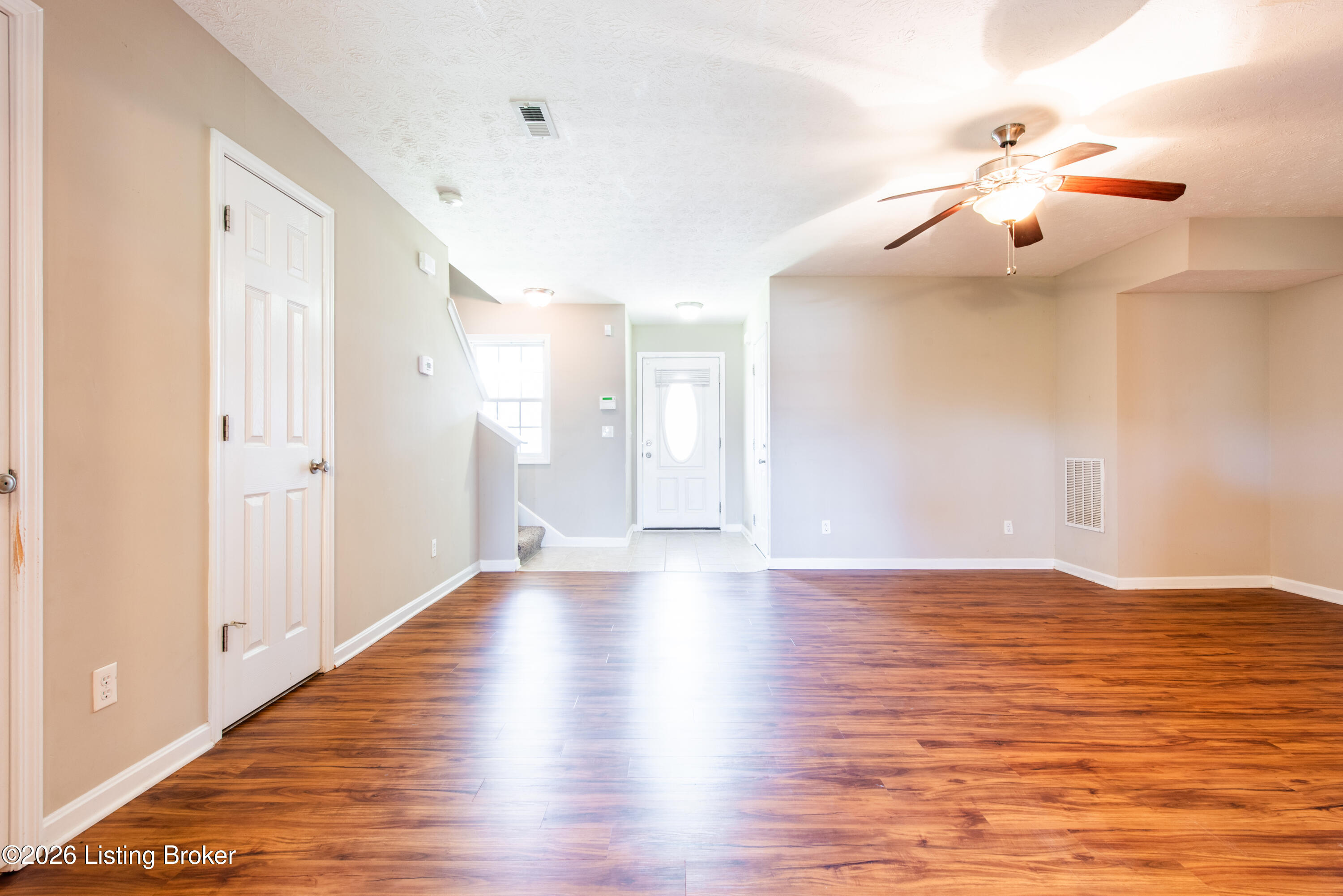 101 College Station Ct # F Property Photo 3