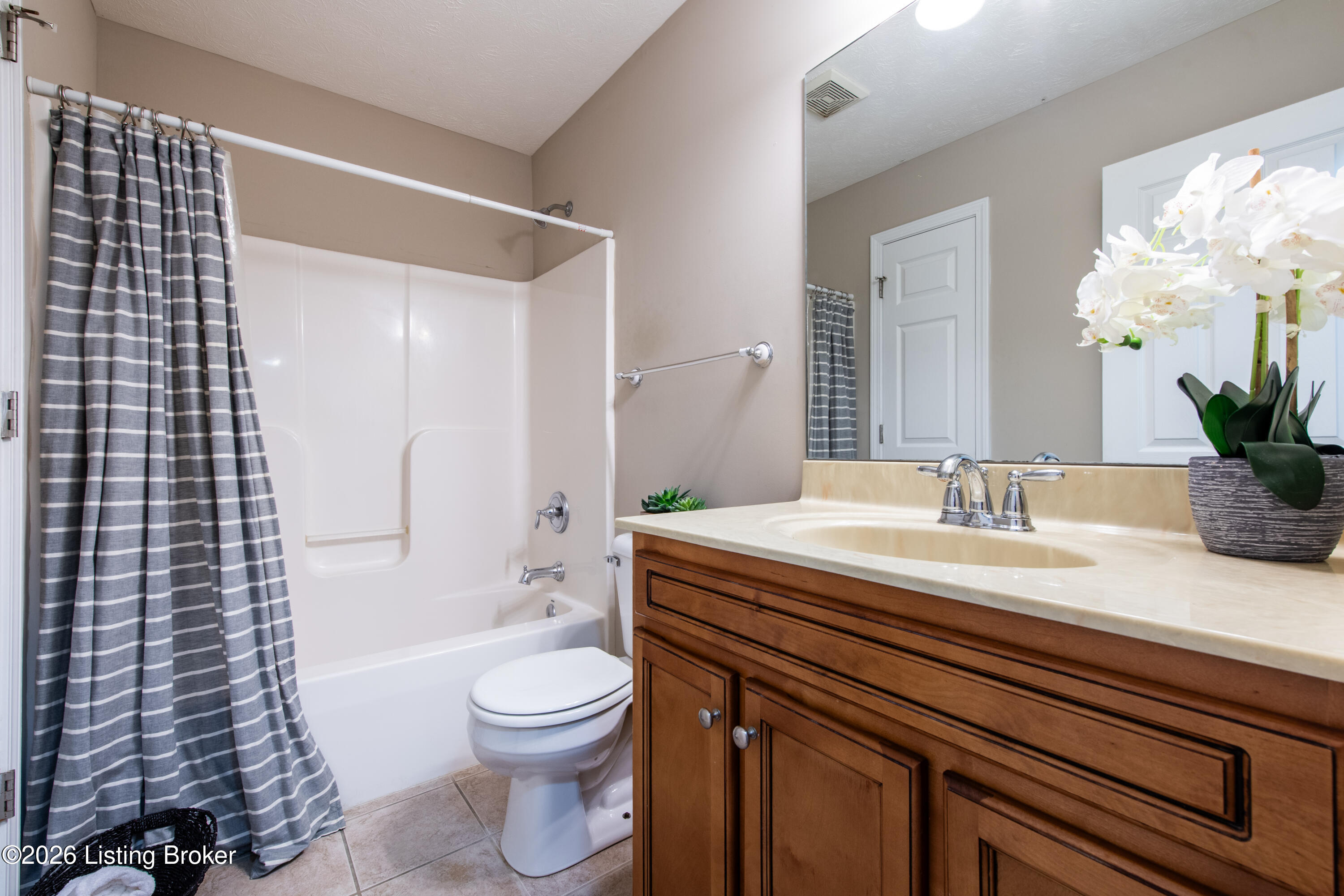 101 College Station Ct # F Property Photo 27