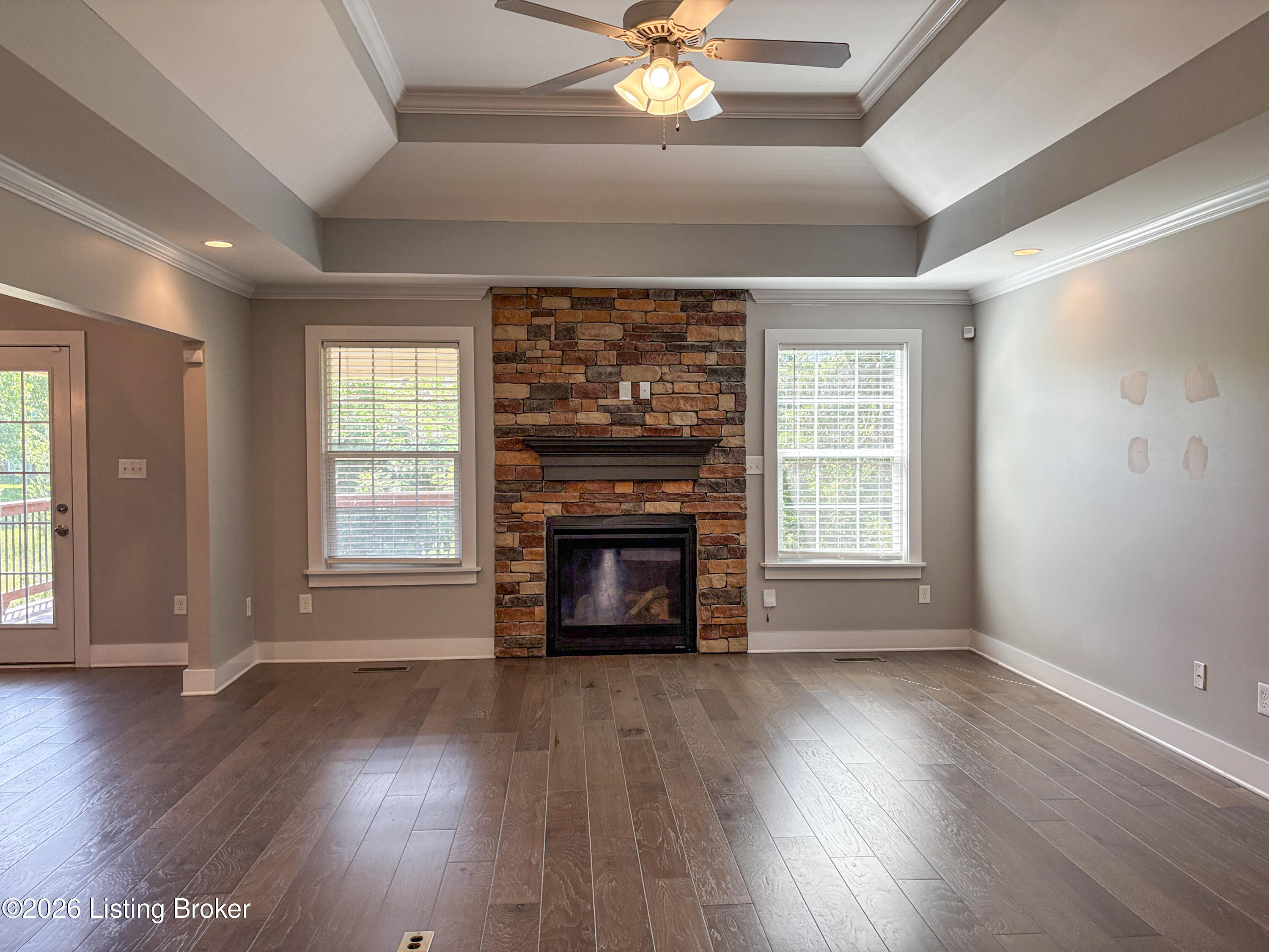 2304 Artisan Glen Ct Property Photo 6