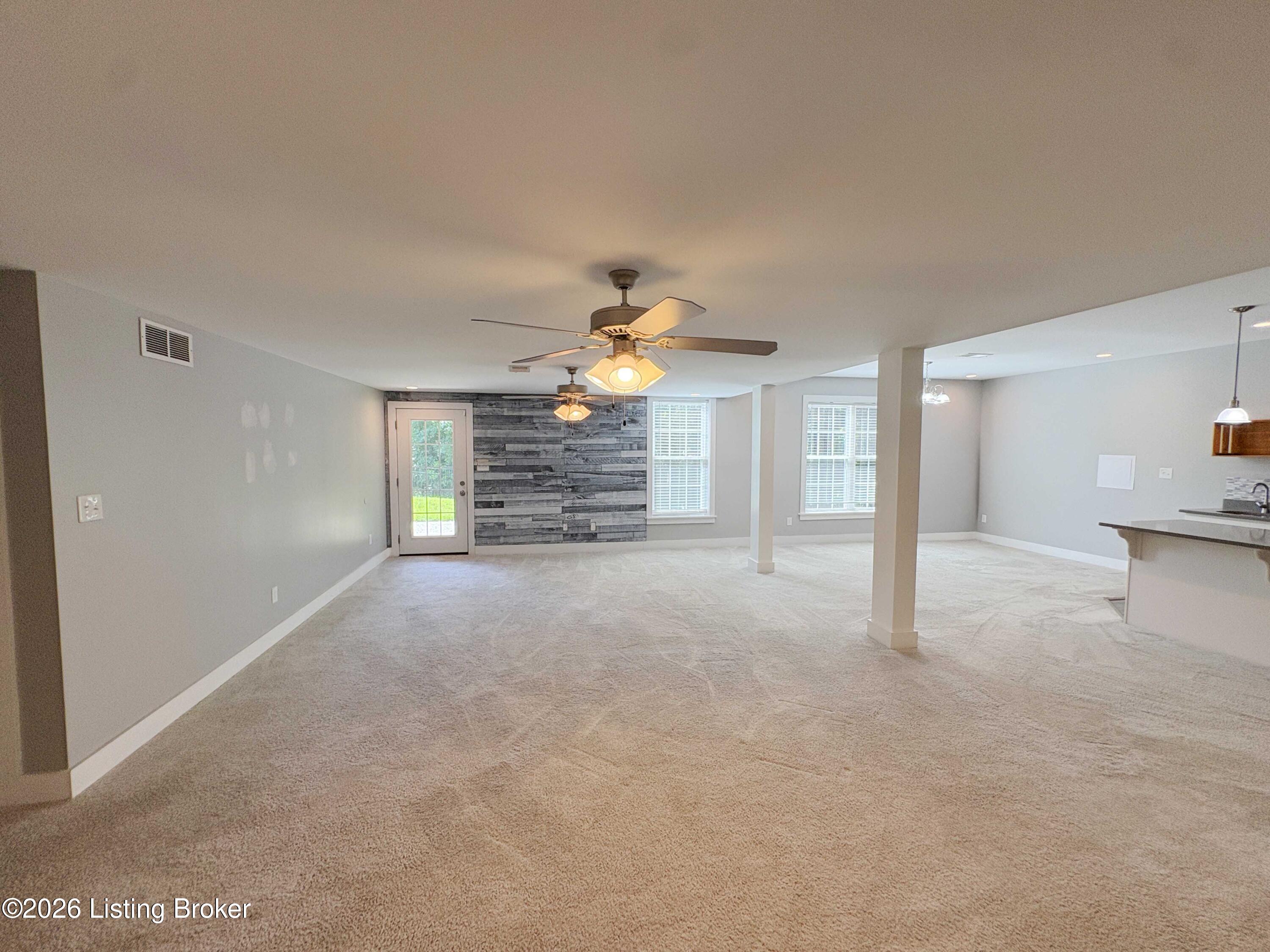 2304 Artisan Glen Ct Property Photo 25