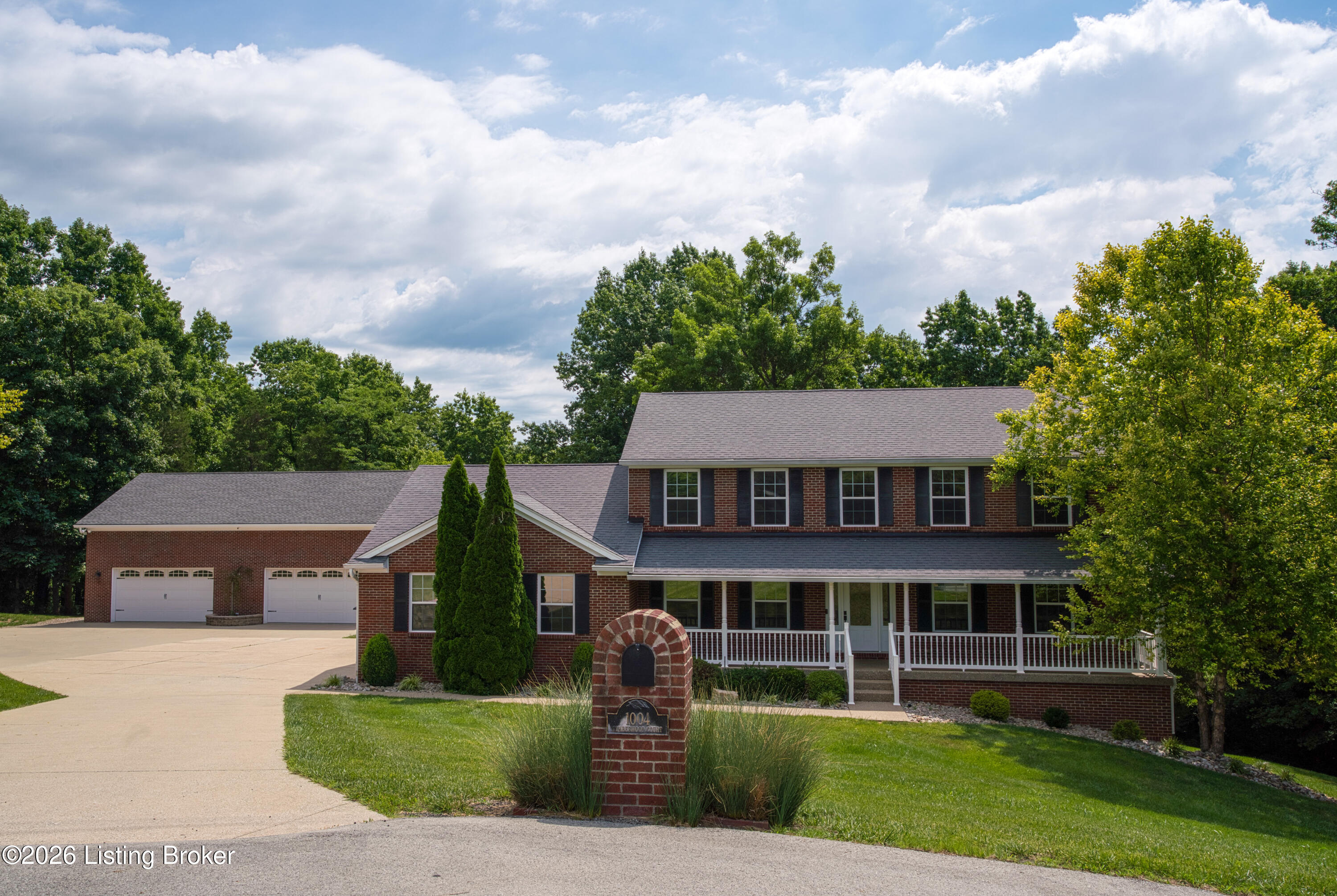 1004 Timberwood Ct