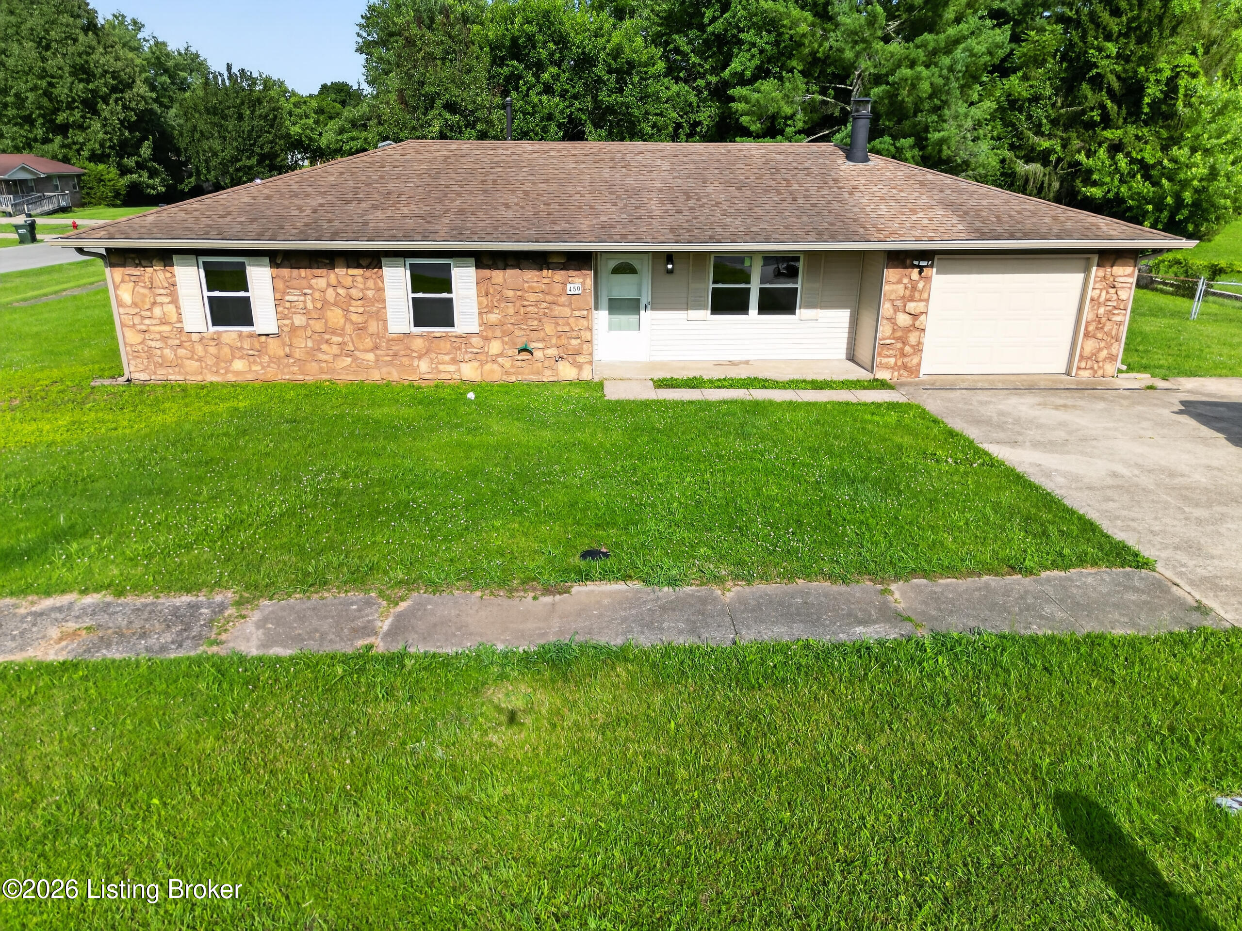 450 Pearman Ave Property Photo 1