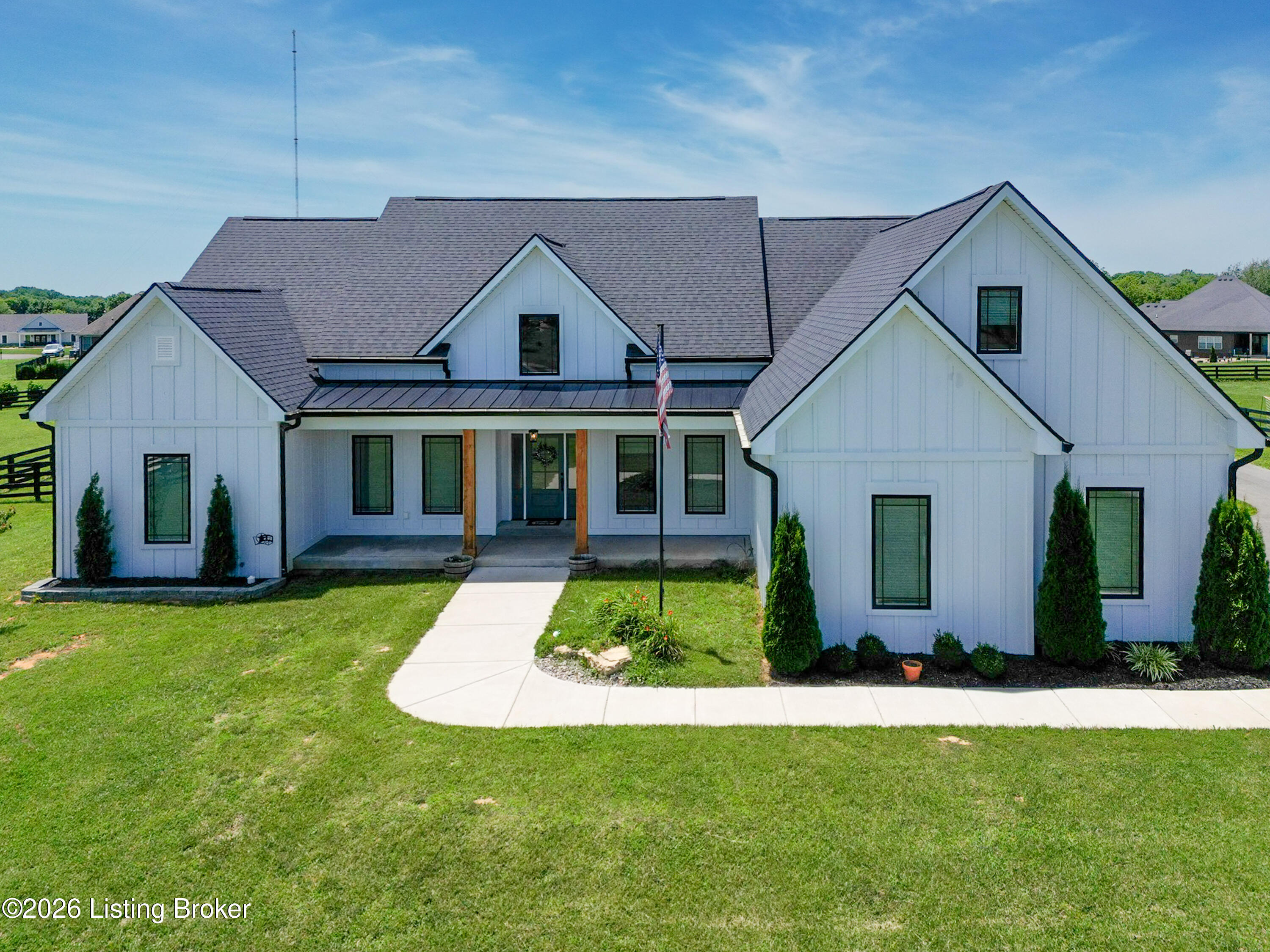4920 Sycamore Run Dr Property Photo 1
