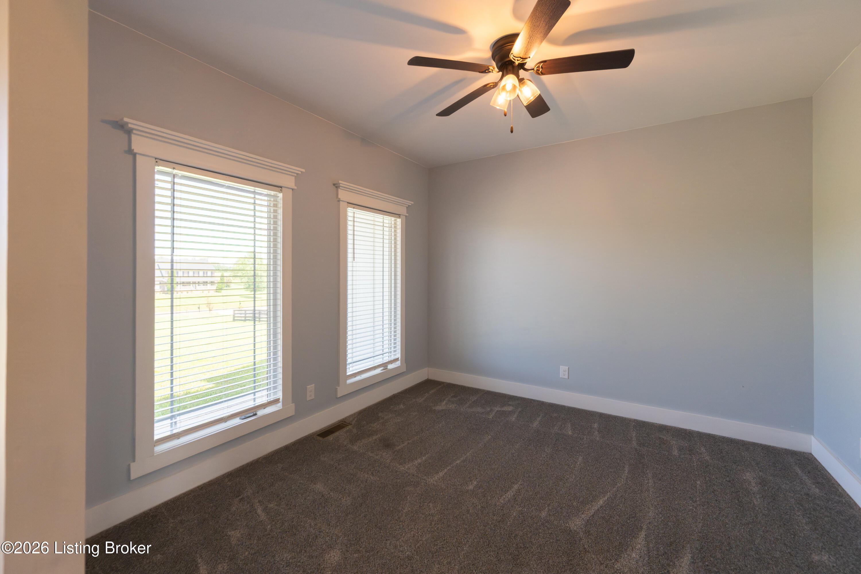 4920 Sycamore Run Dr Property Photo 17