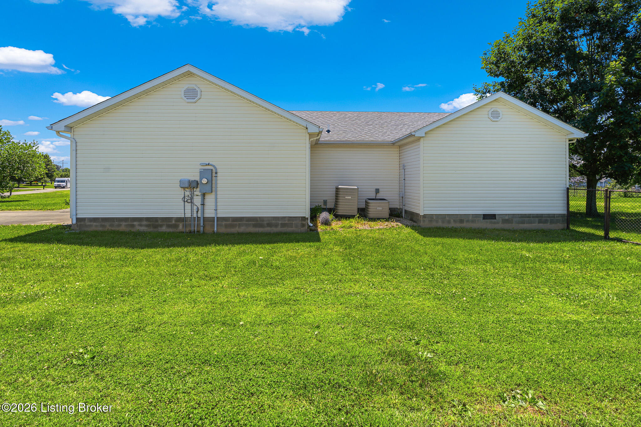 113 W Donna Reed Blvd Property Photo 20