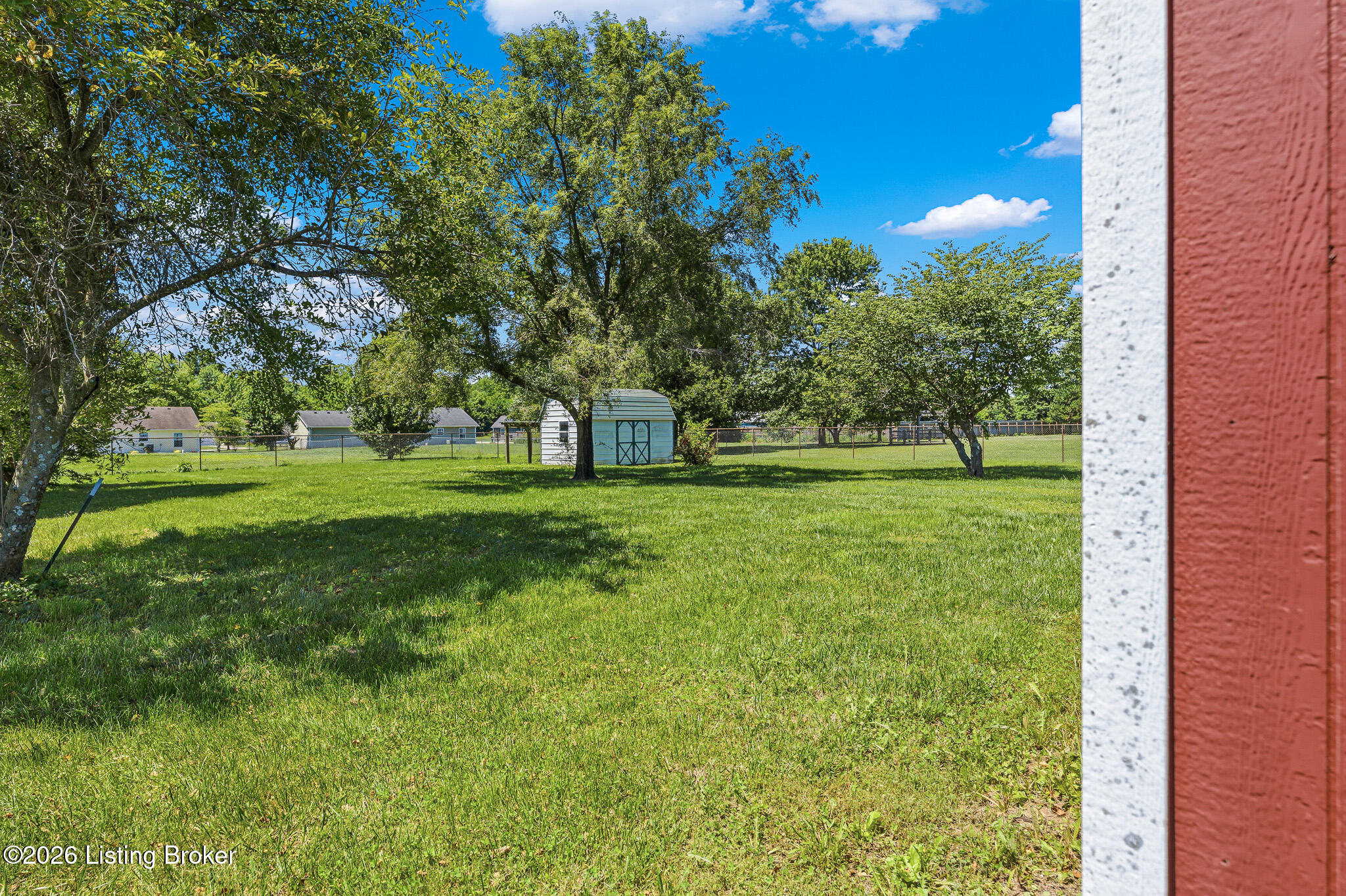 113 W Donna Reed Blvd Property Photo 28