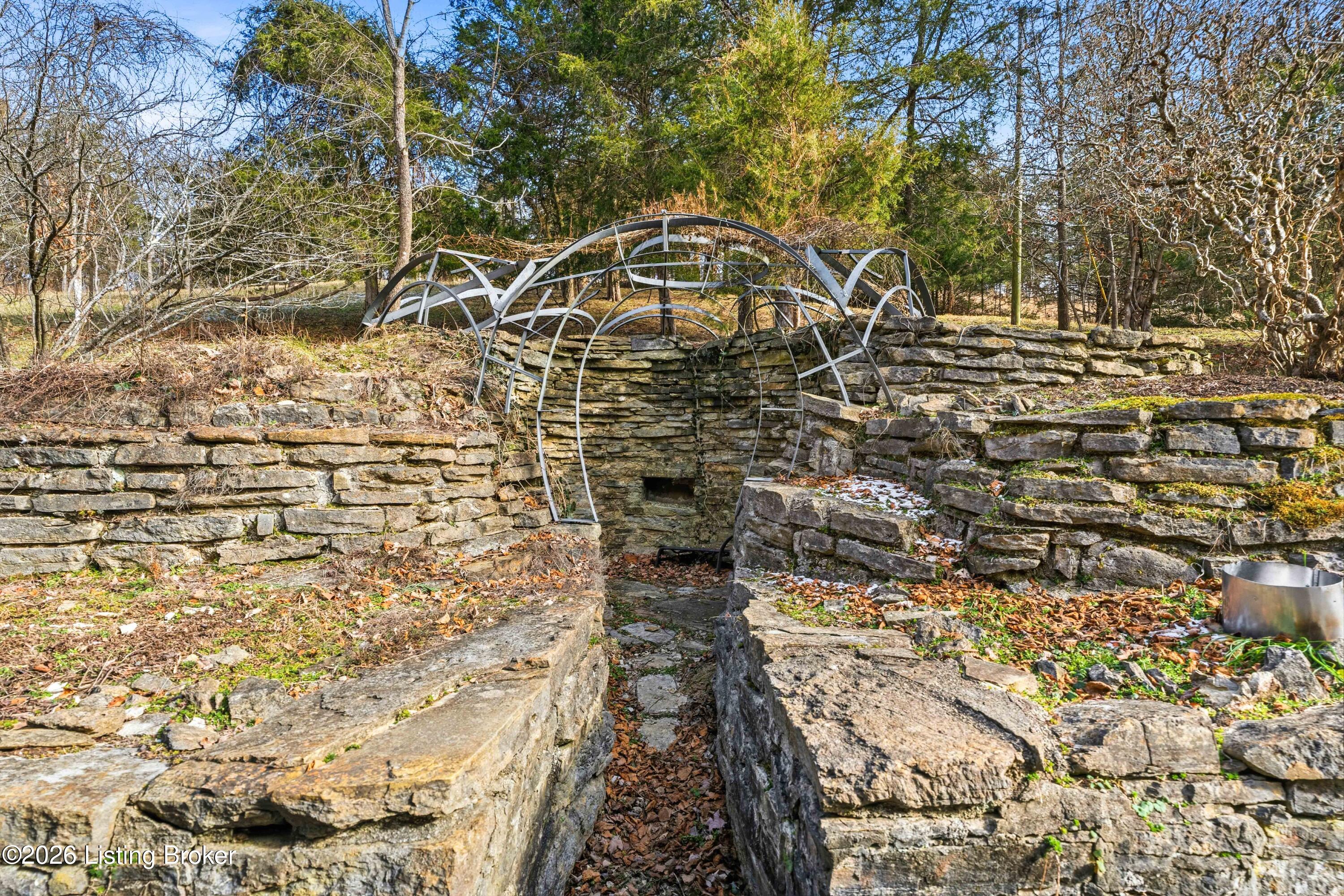 2466 Back Creek Rd Property Photo 38