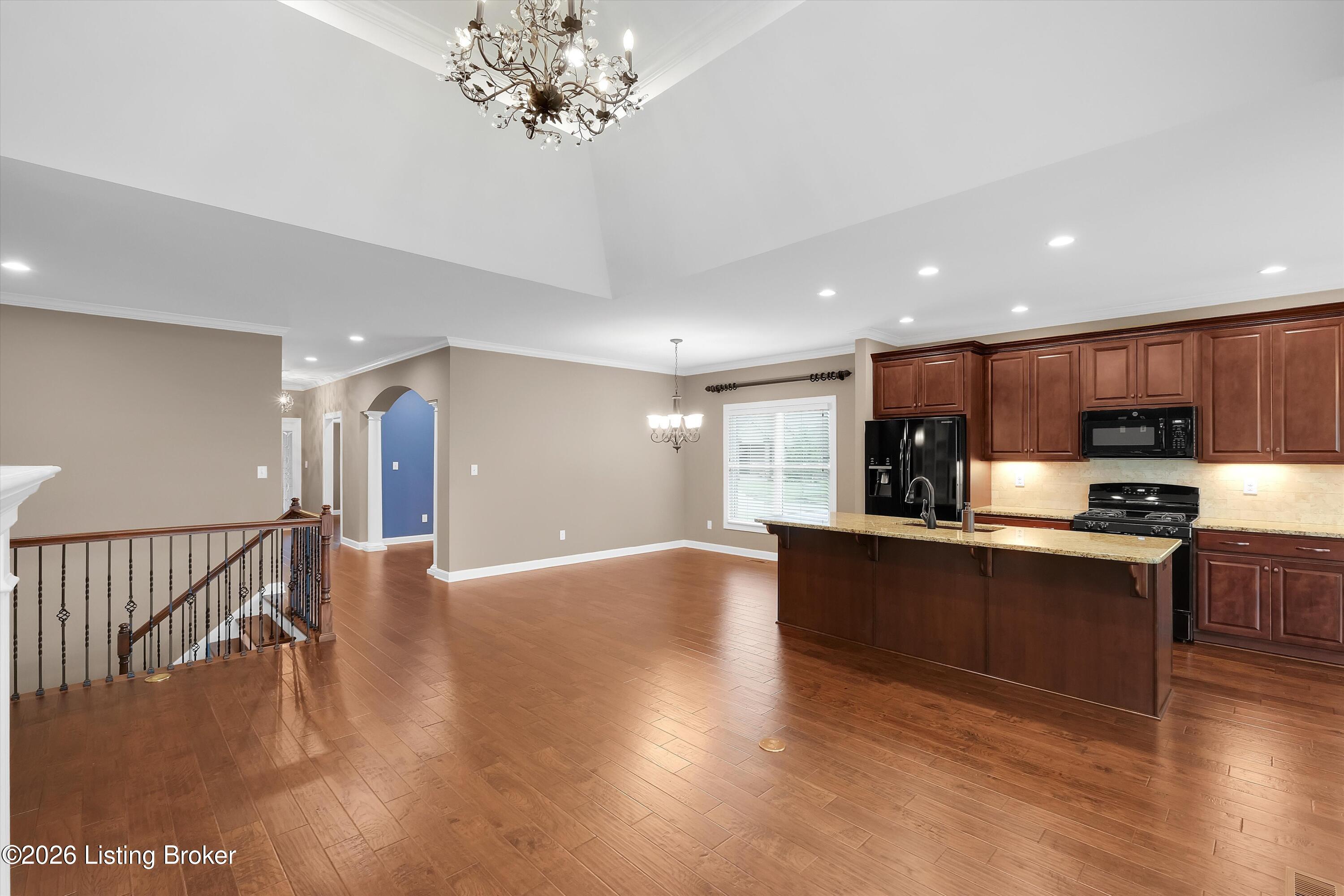 16033 Carefree Pl Property Photo 9