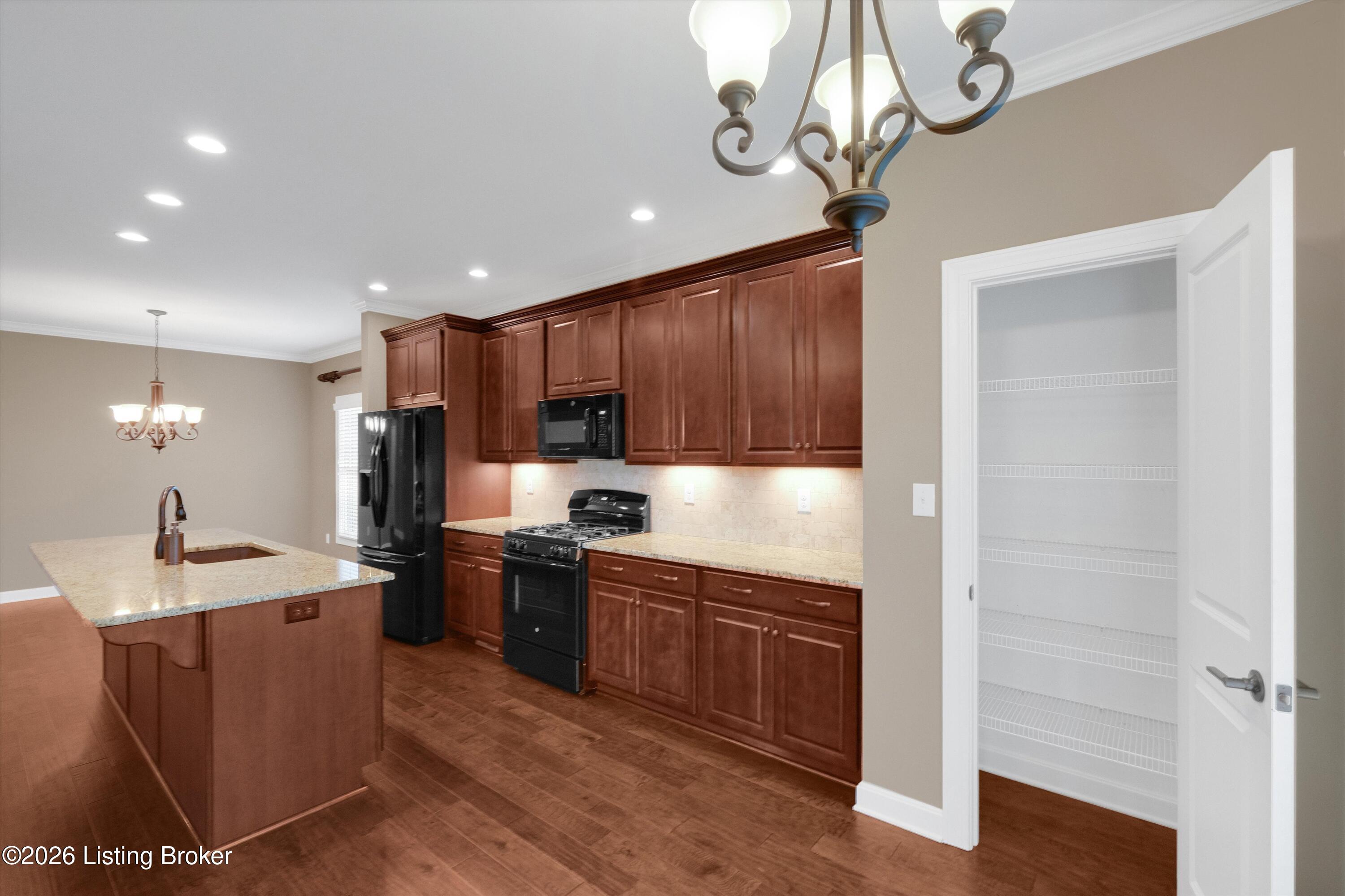 16033 Carefree Pl Property Photo 11