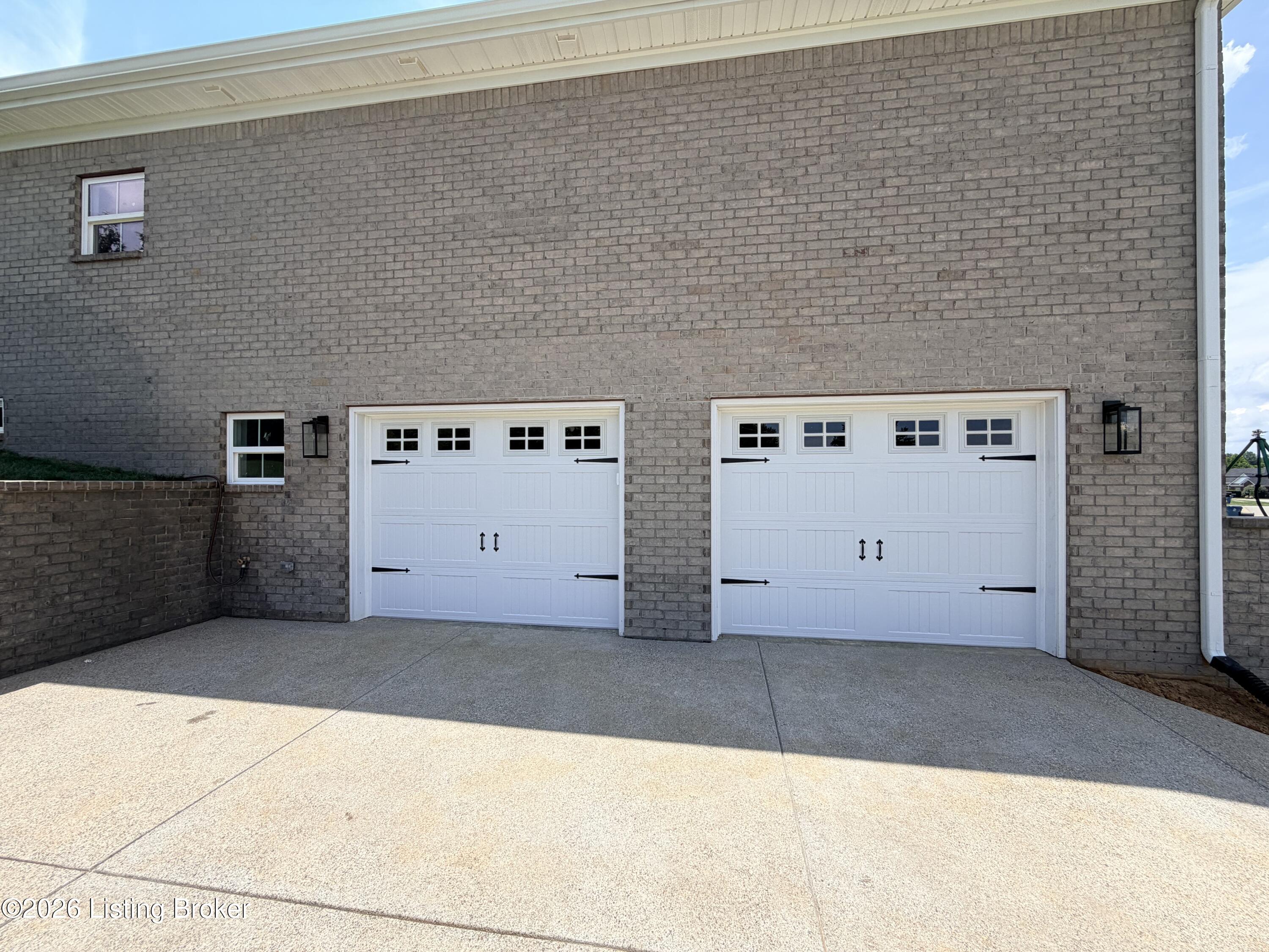 13000 Pond Creek Dr Property Photo 5