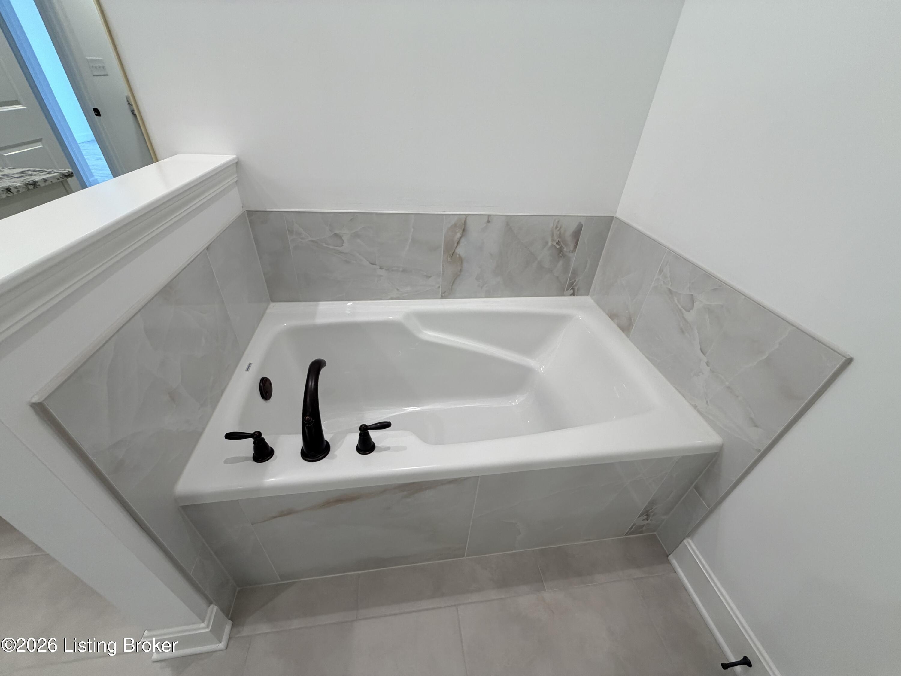 13000 Pond Creek Dr Property Photo 10
