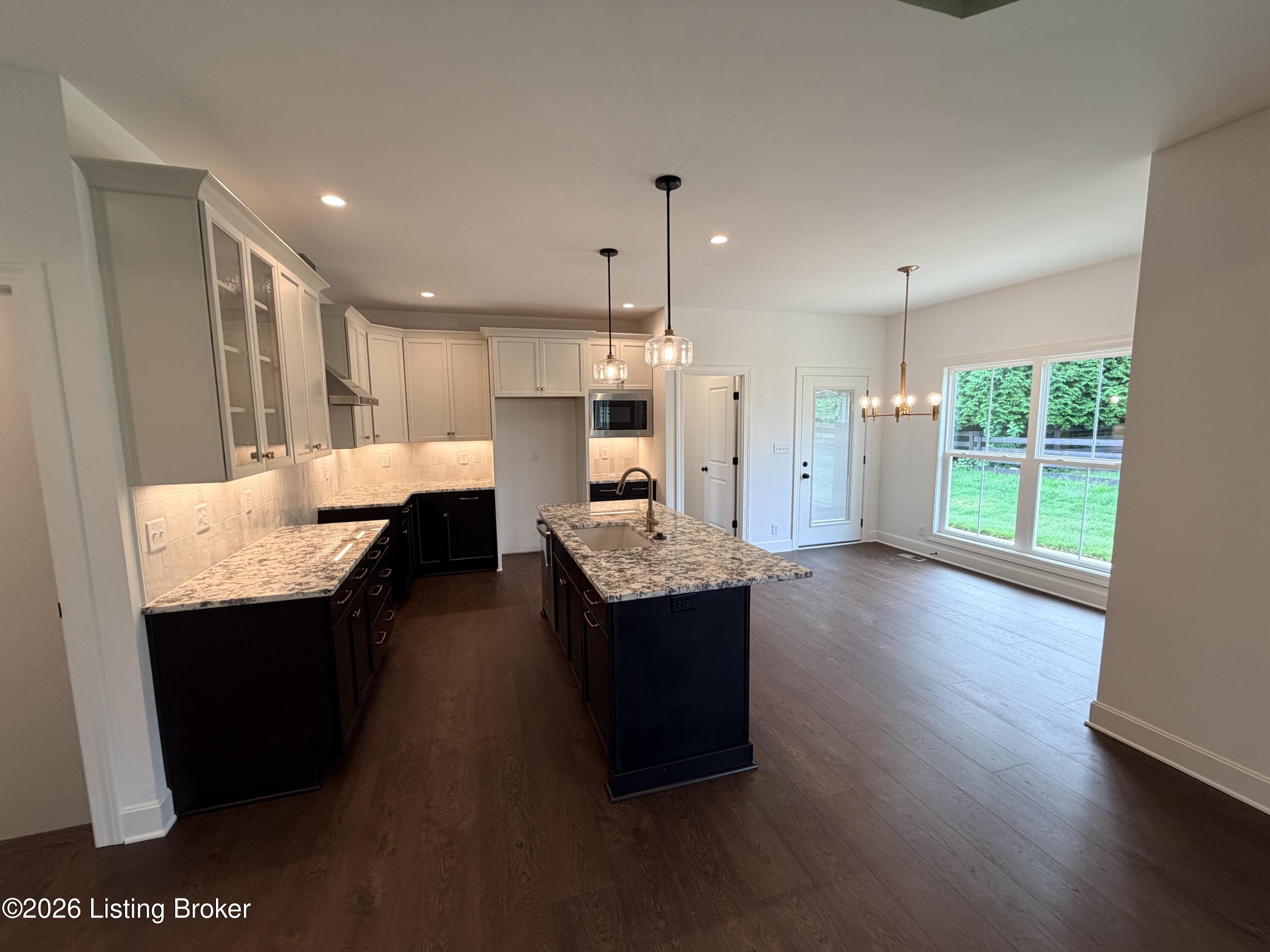 13000 Pond Creek Dr Property Photo 16