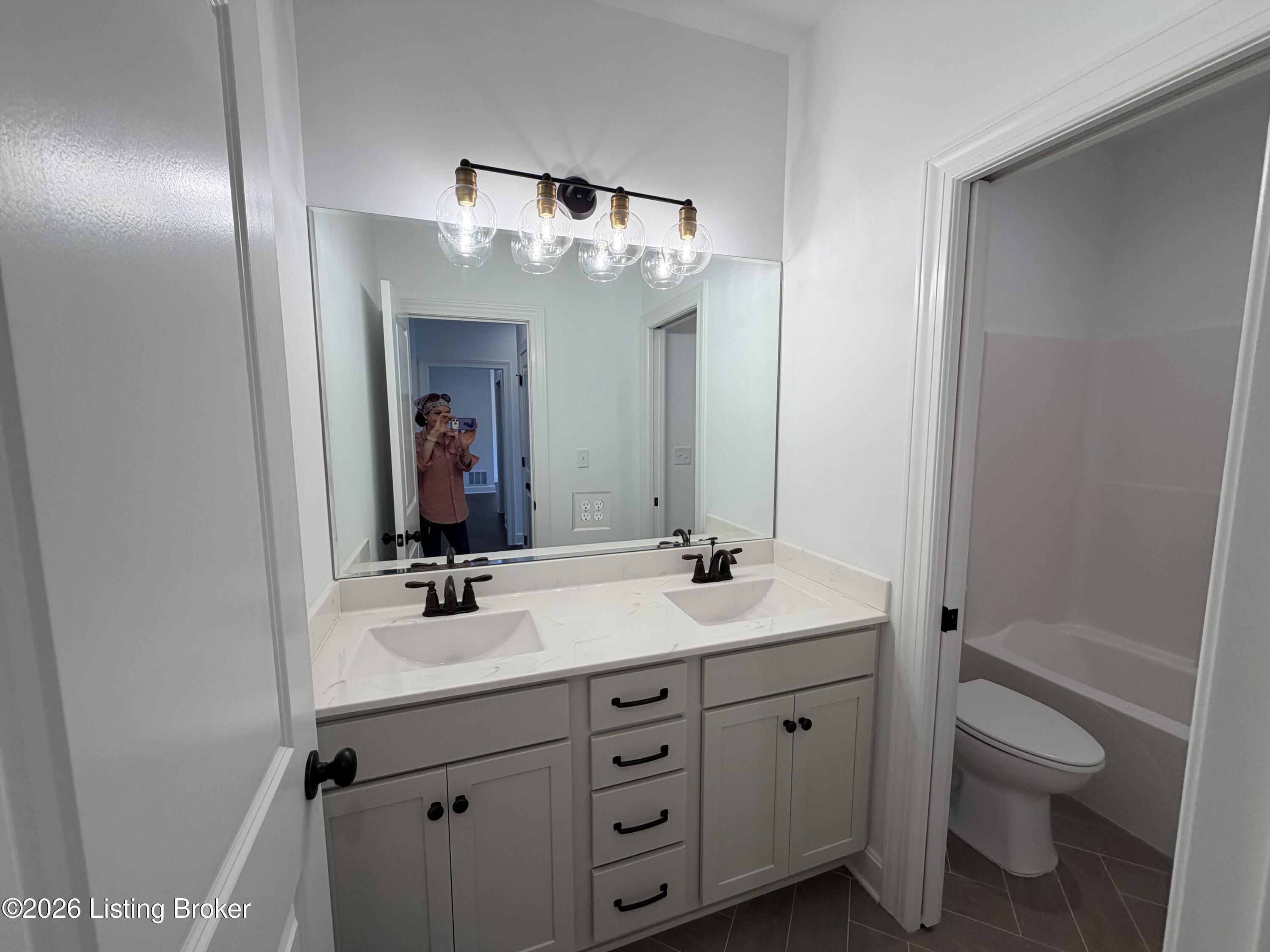 13000 Pond Creek Dr Property Photo 19