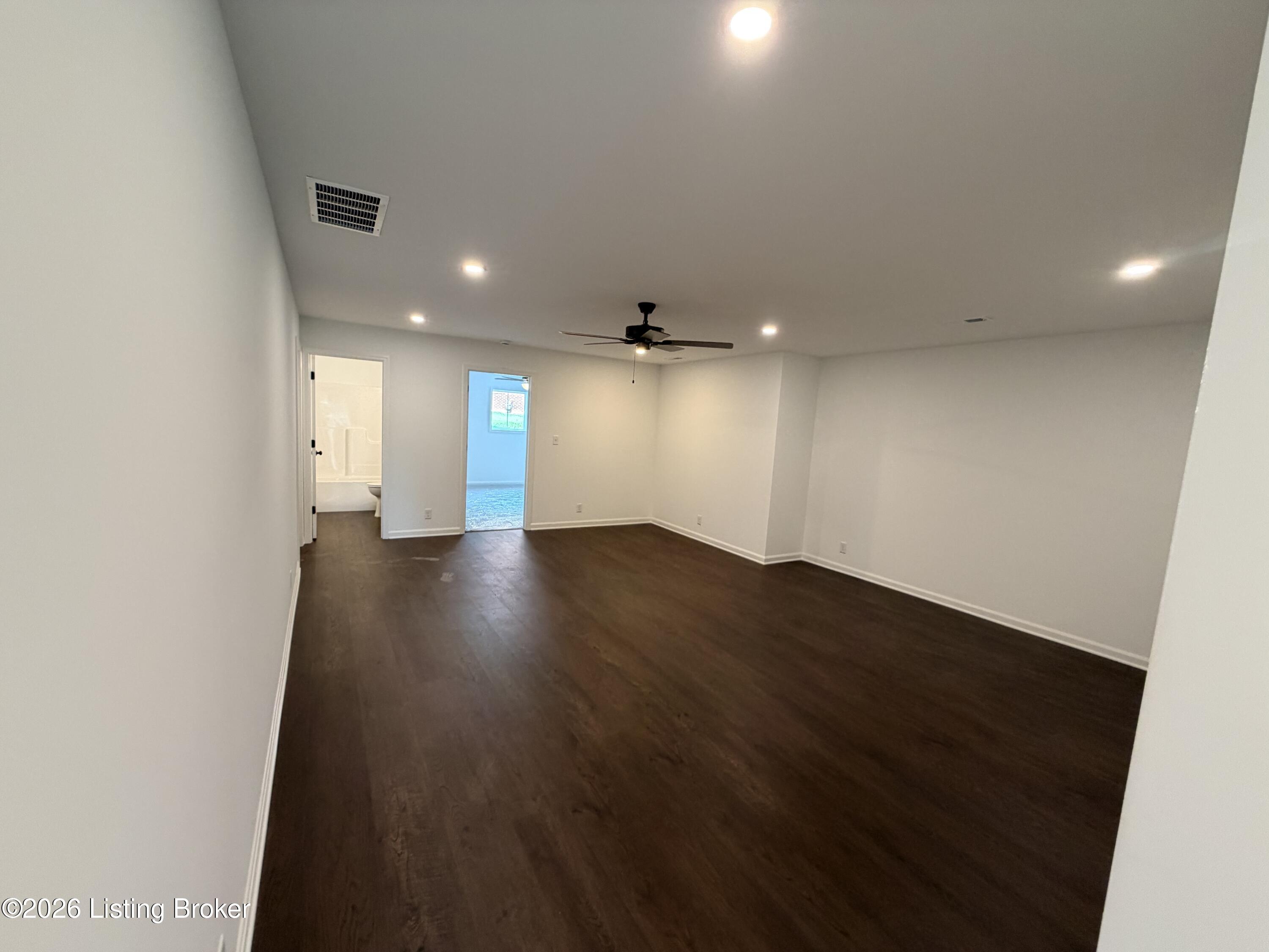 13000 Pond Creek Dr Property Photo 25