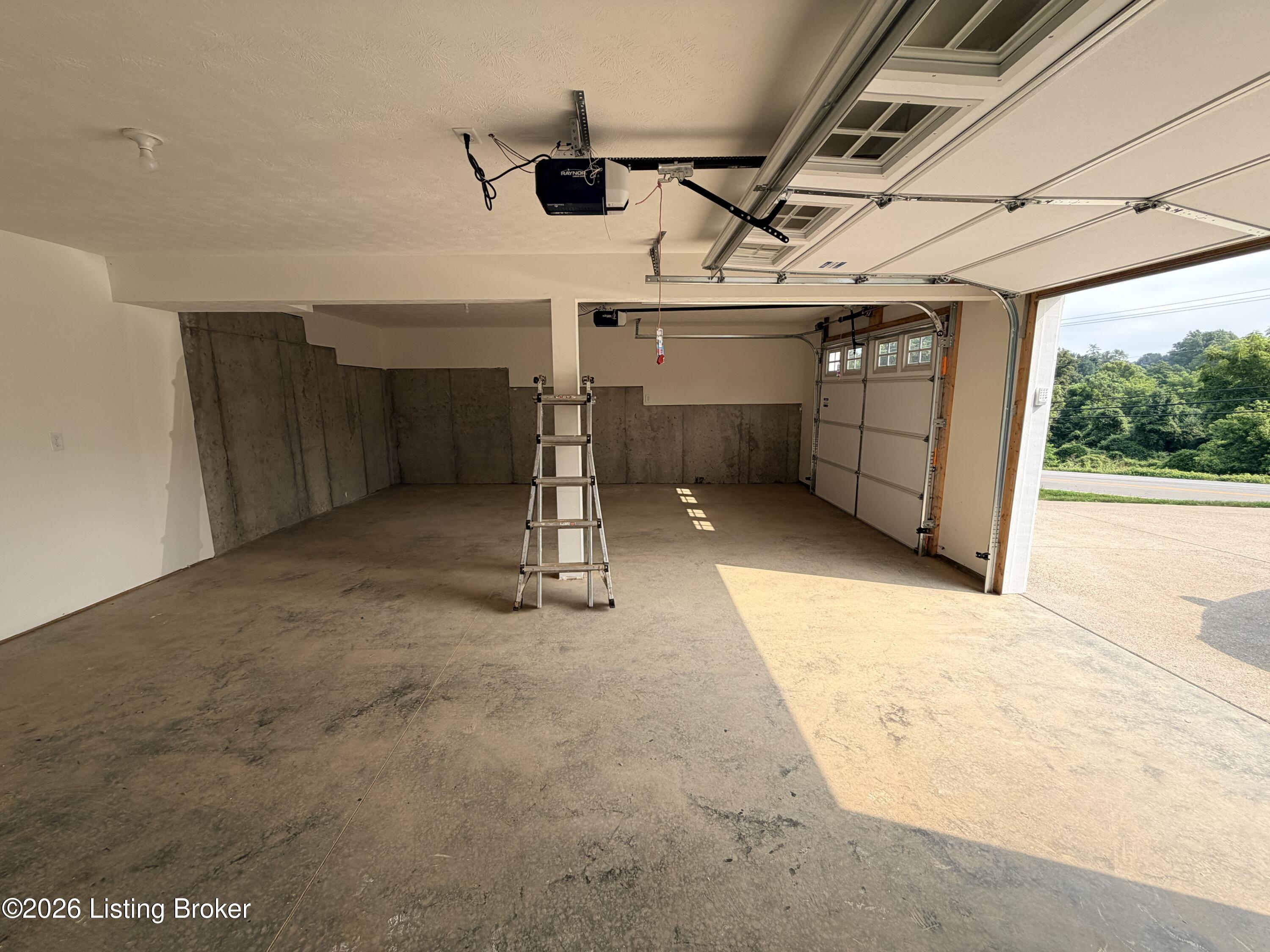 13000 Pond Creek Dr Property Photo 33