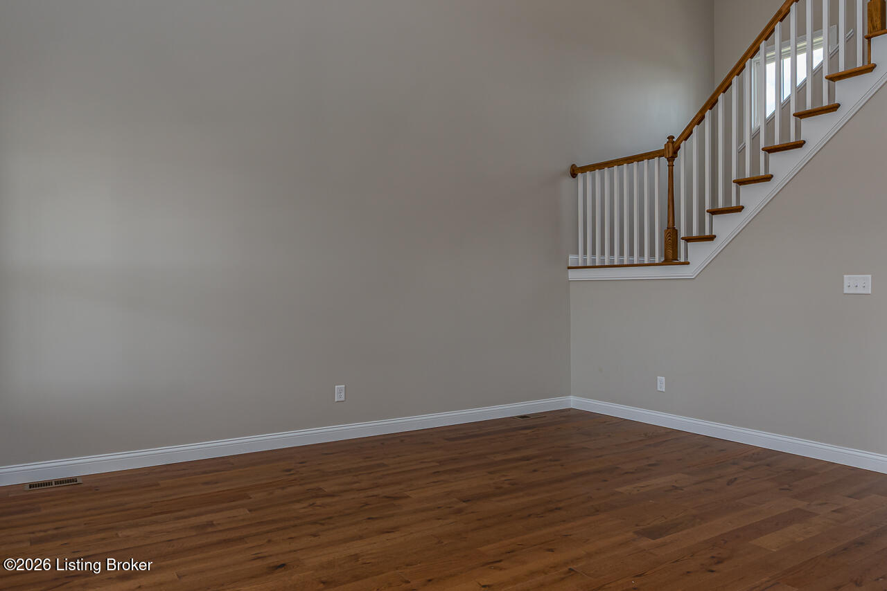 125 Broken Arrow Ct Property Photo 6