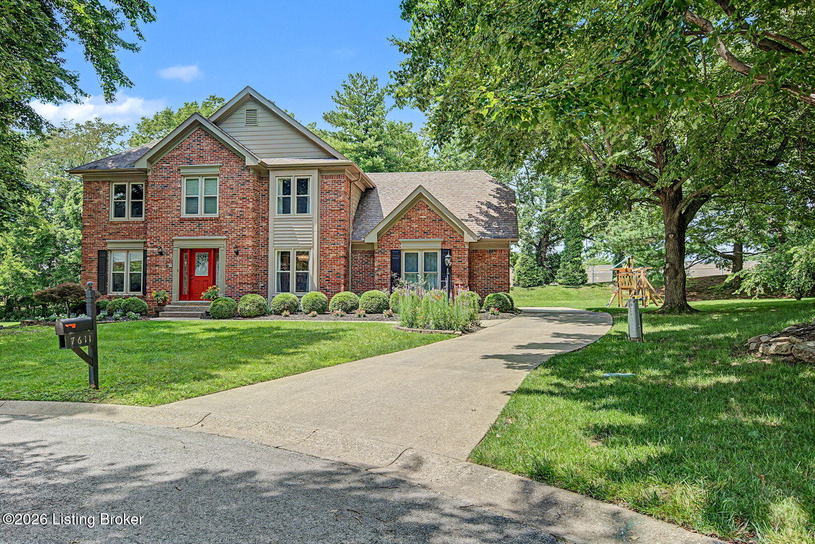 7611 Wolfspring Ct Property Photo 2