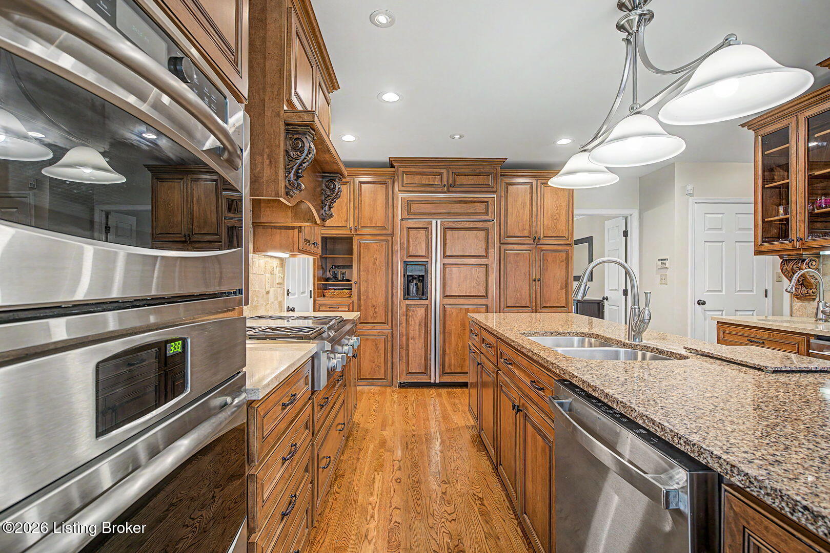 7611 Wolfspring Ct Property Photo 20