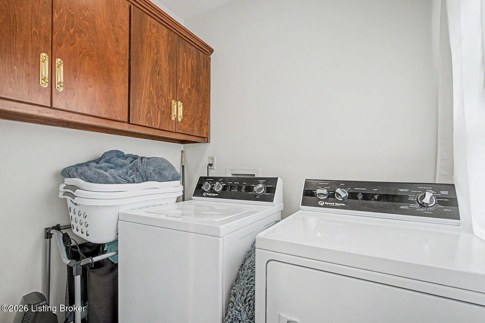 7611 Wolfspring Ct Property Photo 26