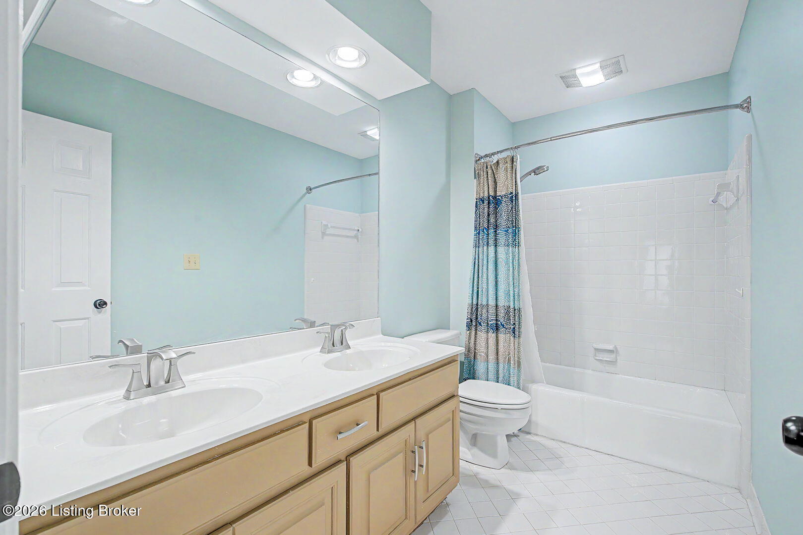 7611 Wolfspring Ct Property Photo 36