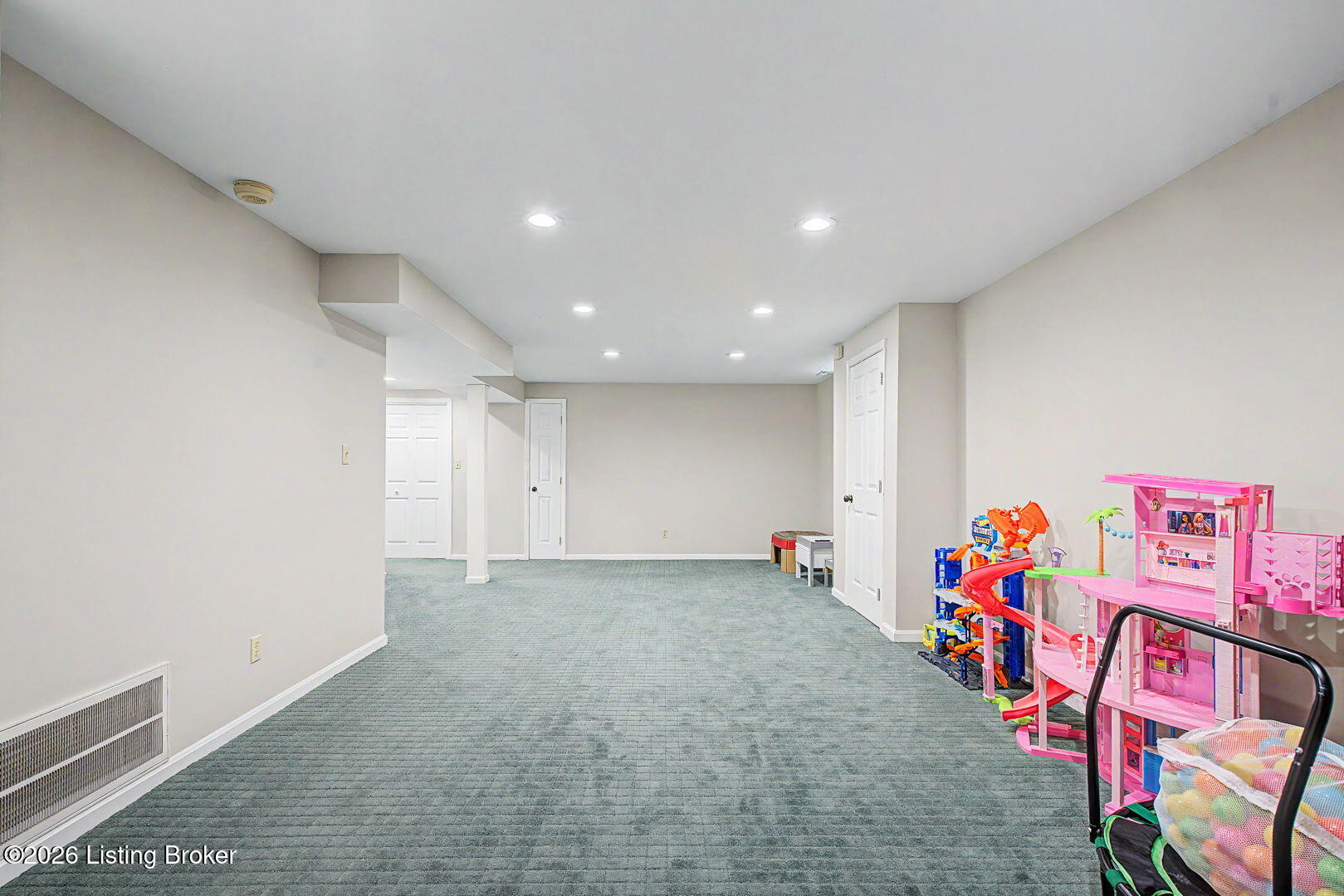 7611 Wolfspring Ct Property Photo 46