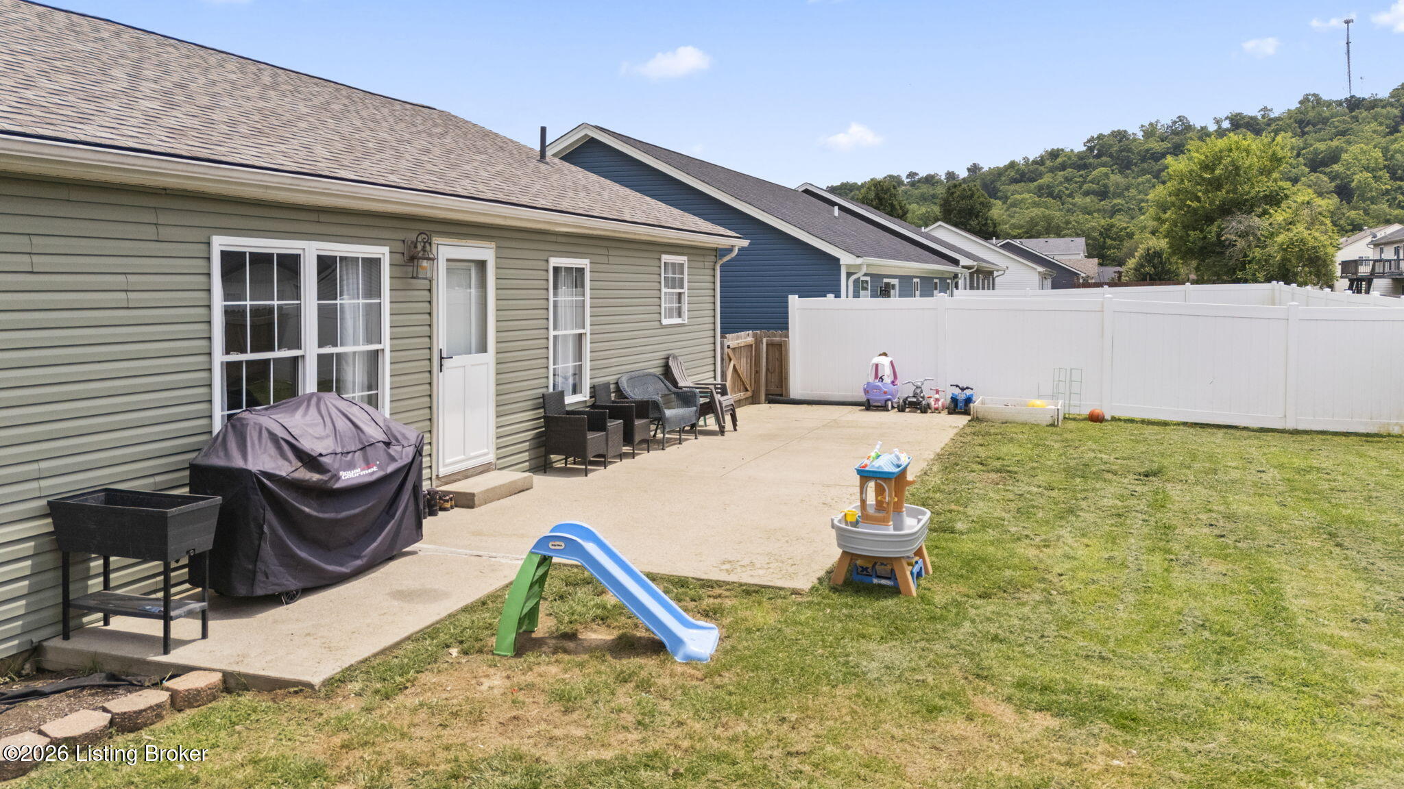 121 Mourning Dove Dr Property Photo 26