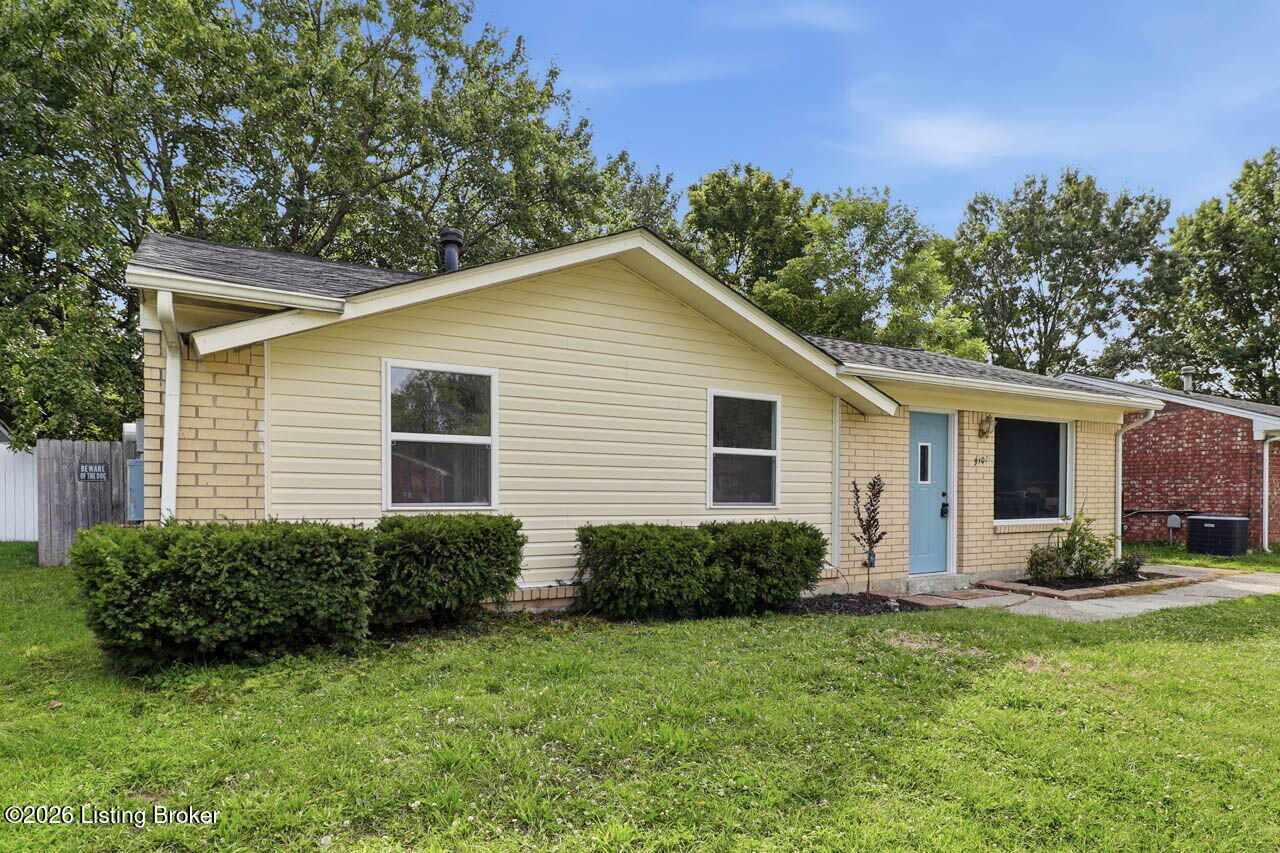 9102 Willowcreek Dr Property Photo 3