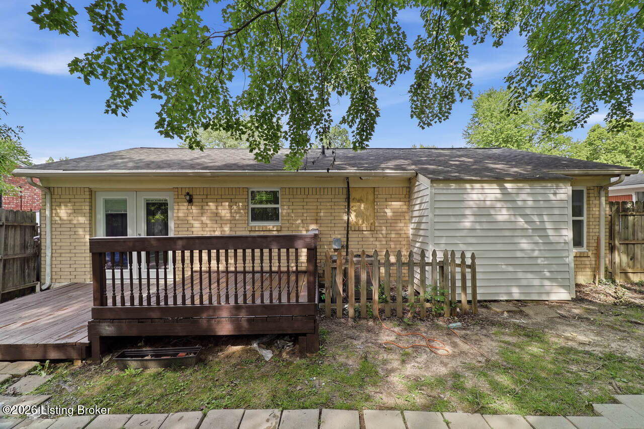 9102 Willowcreek Dr Property Photo 36