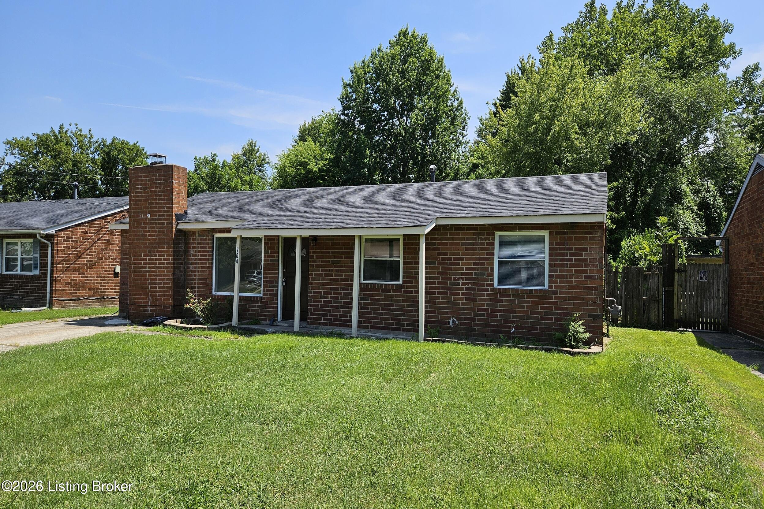 704 Drummond Way Property Photo 2