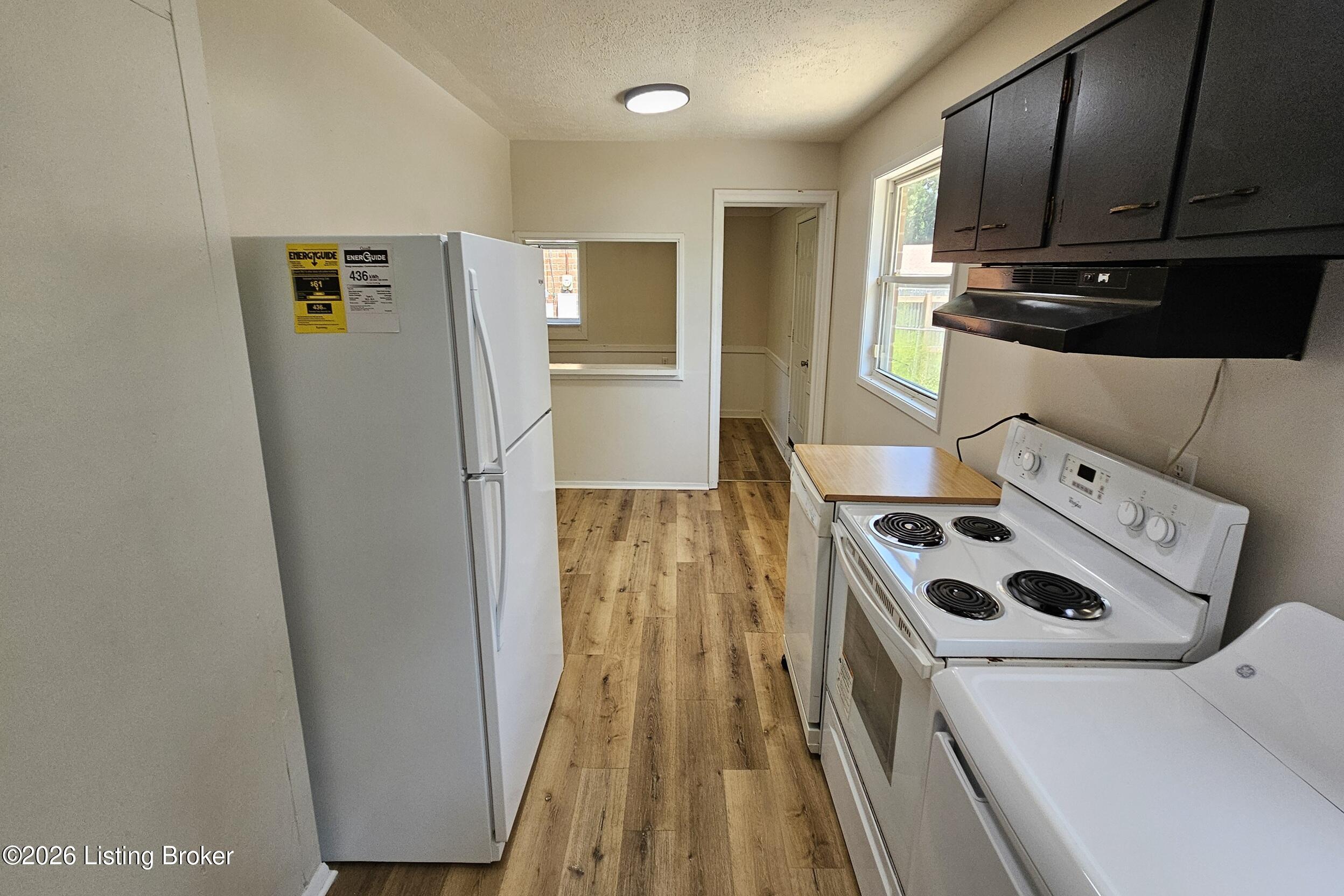 704 Drummond Way Property Photo 14