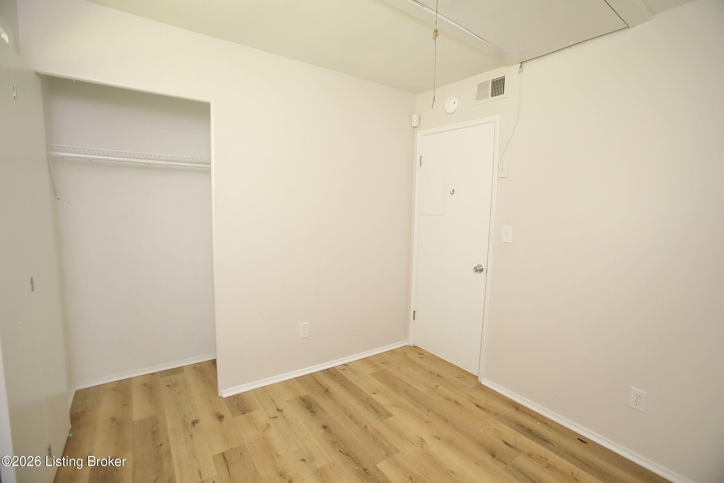 704 Drummond Way Property Photo 27