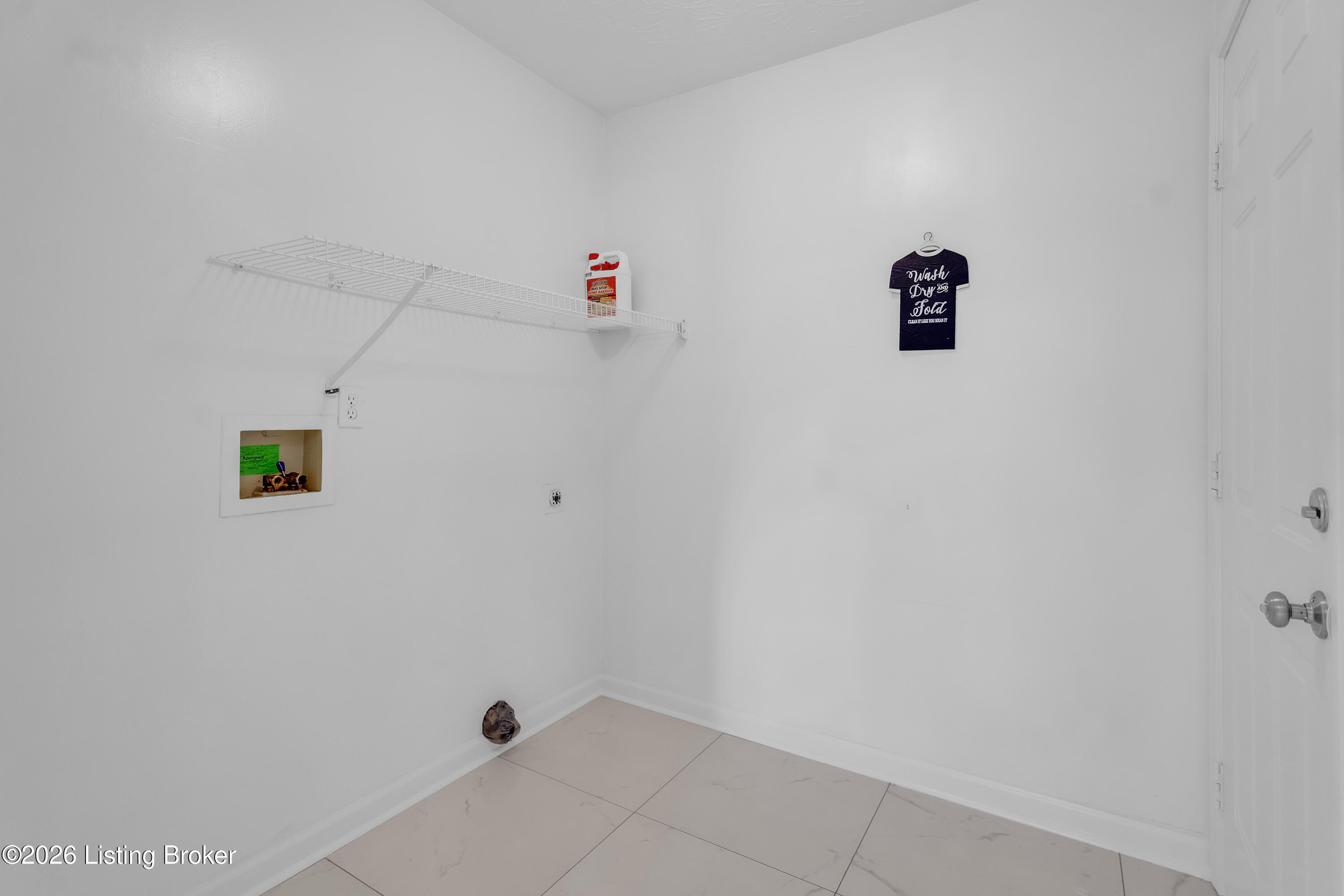 6807 Brighton Springs Ln Property Photo 13