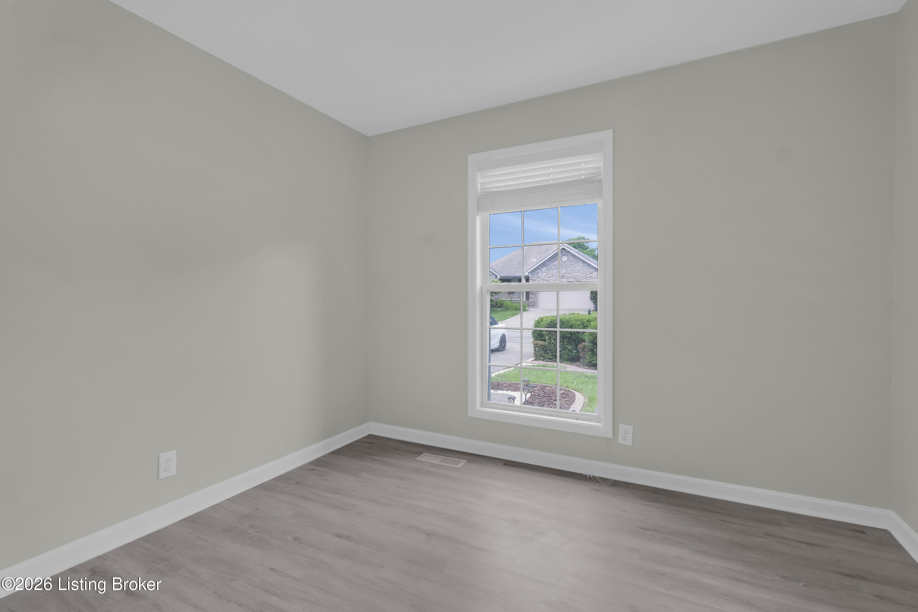 6807 Brighton Springs Ln Property Photo 24