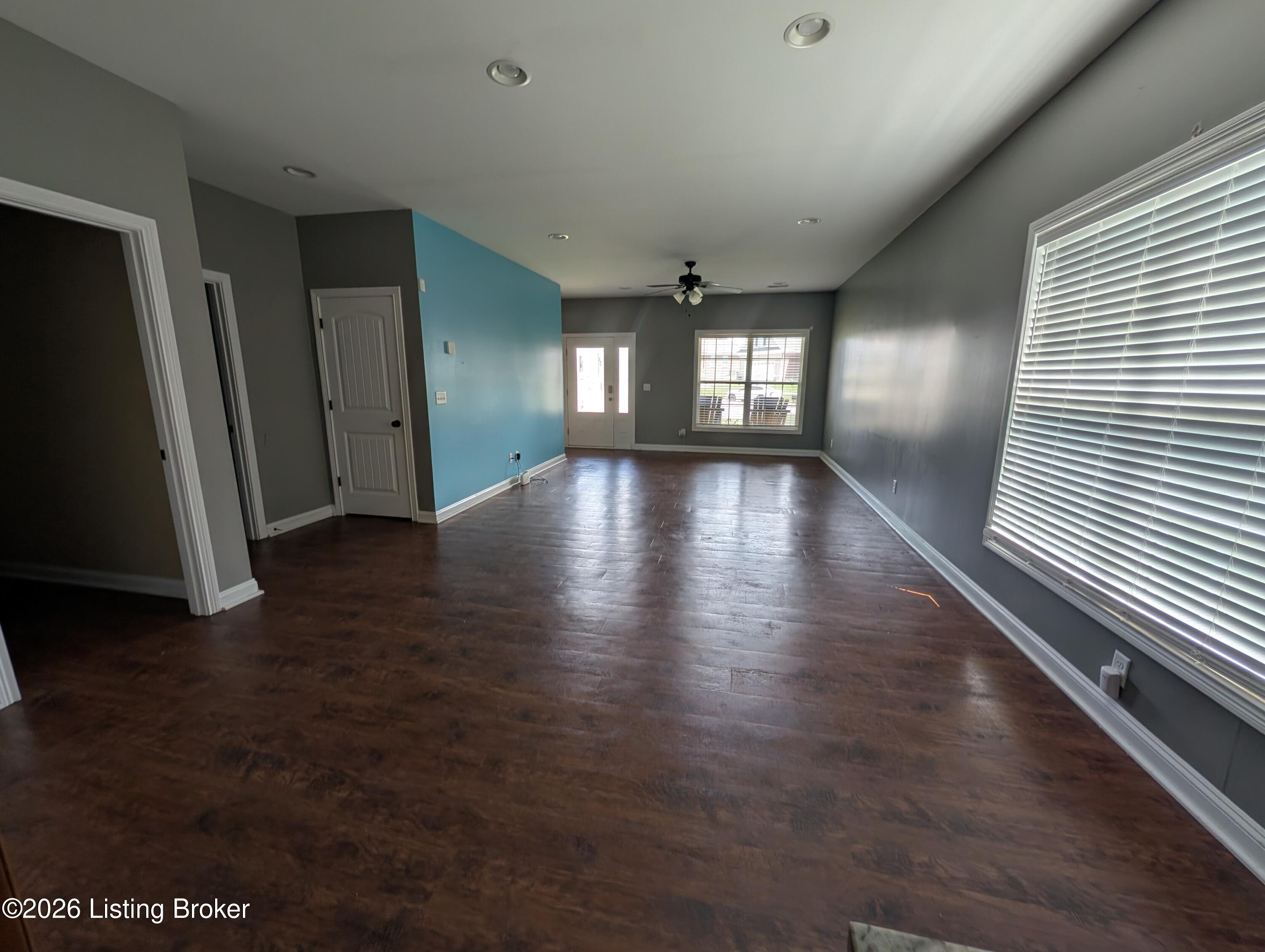 158 Elder Glen Ct Property Photo 6